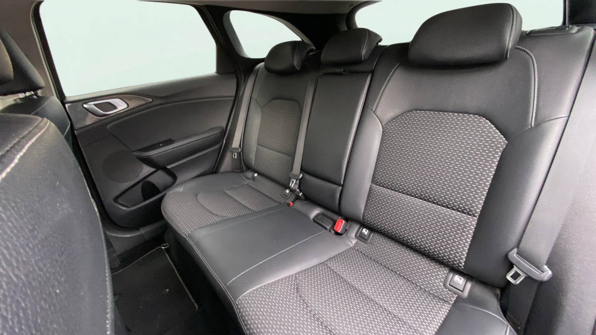 Kia Ceed Tourer 1.0 T-GDi Tech - foto 26