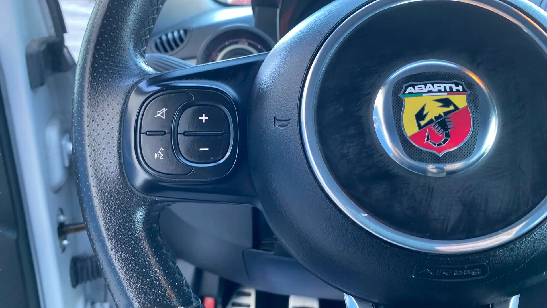 Abarth 500 595 1.4 16v T-Jet - foto 14