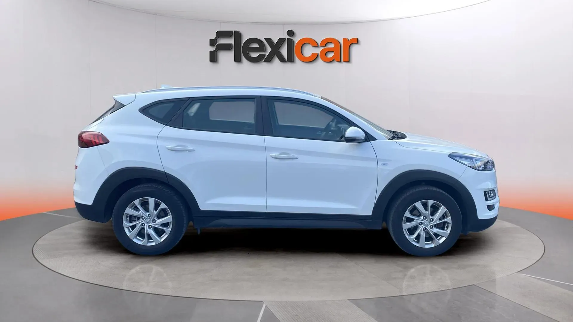 Hyundai Tucson 1.6 CRDi 48V SLE 4x2 - foto 4