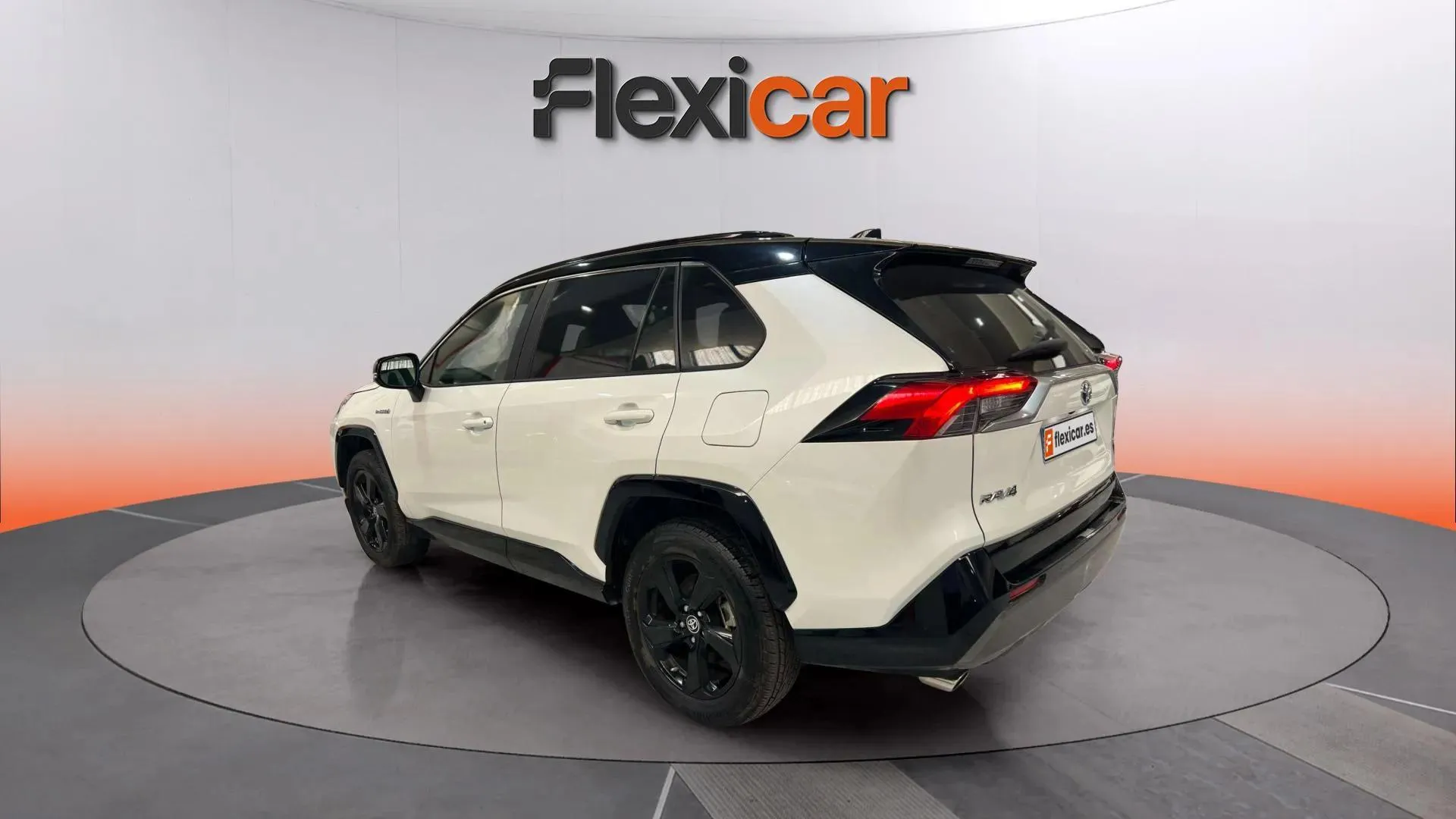 Toyota RAV4 2.5l 220H Luxury 4WD - foto 5