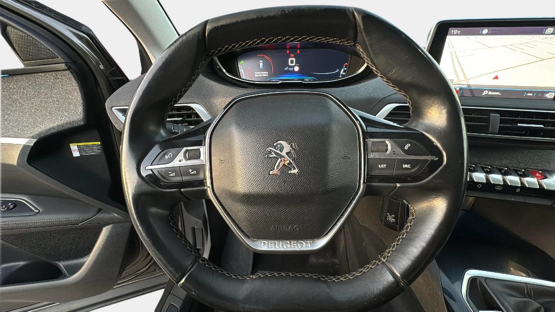 Peugeot 3008 1.2 PureTech Allure - foto 9