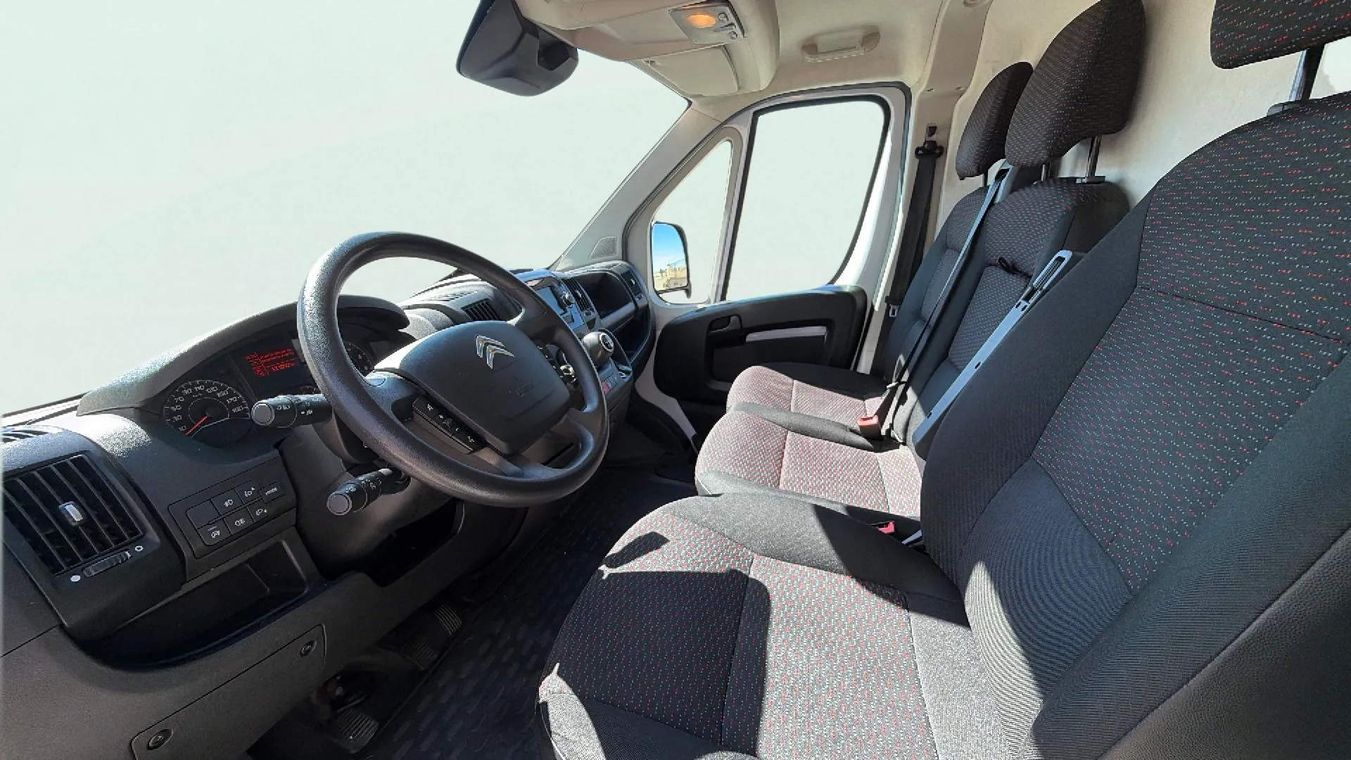 Citroën Jumper 2179 cm³ - foto 9