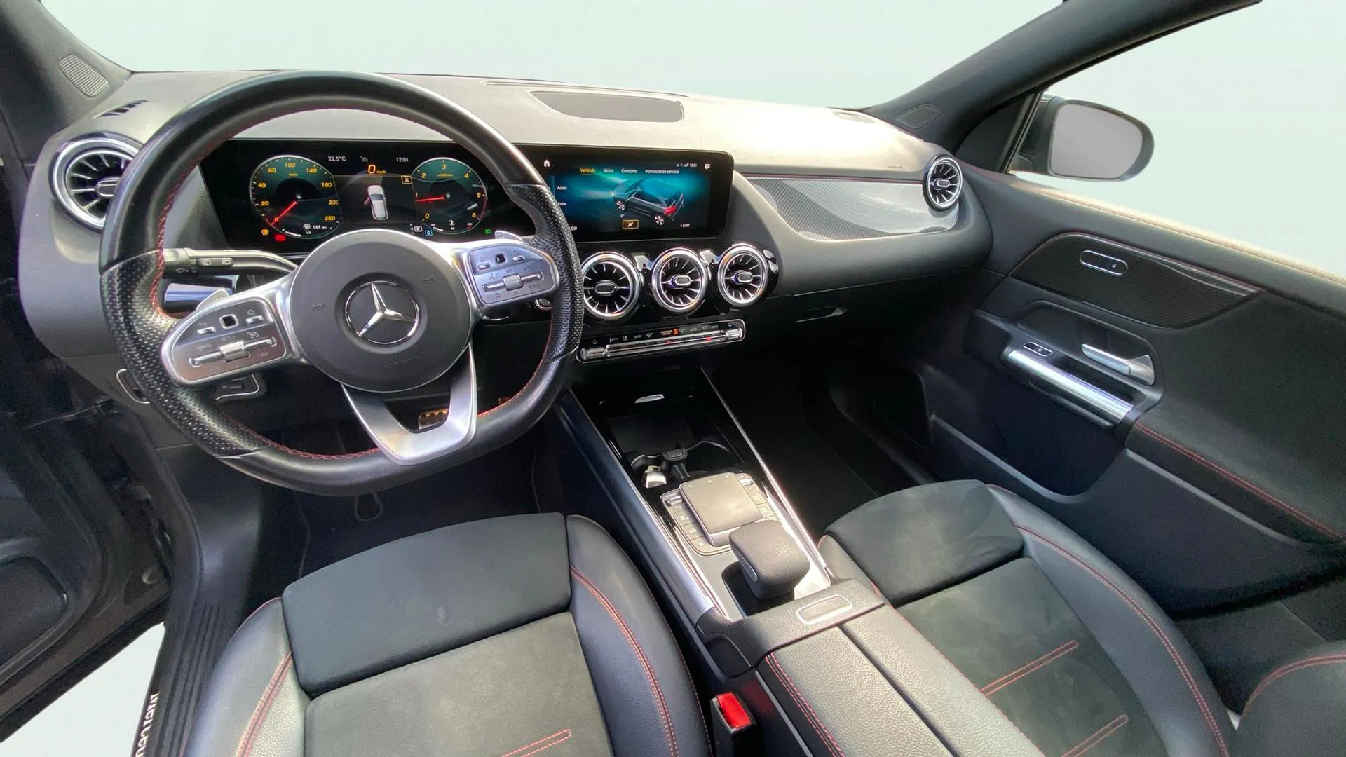 Mercedes-Benz GLA 200 D - foto 10