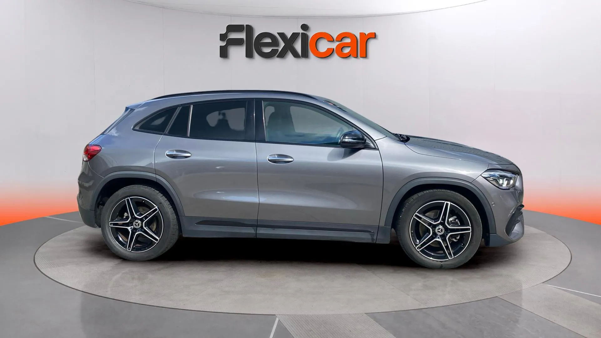 Mercedes-Benz GLA 200 D - foto 5