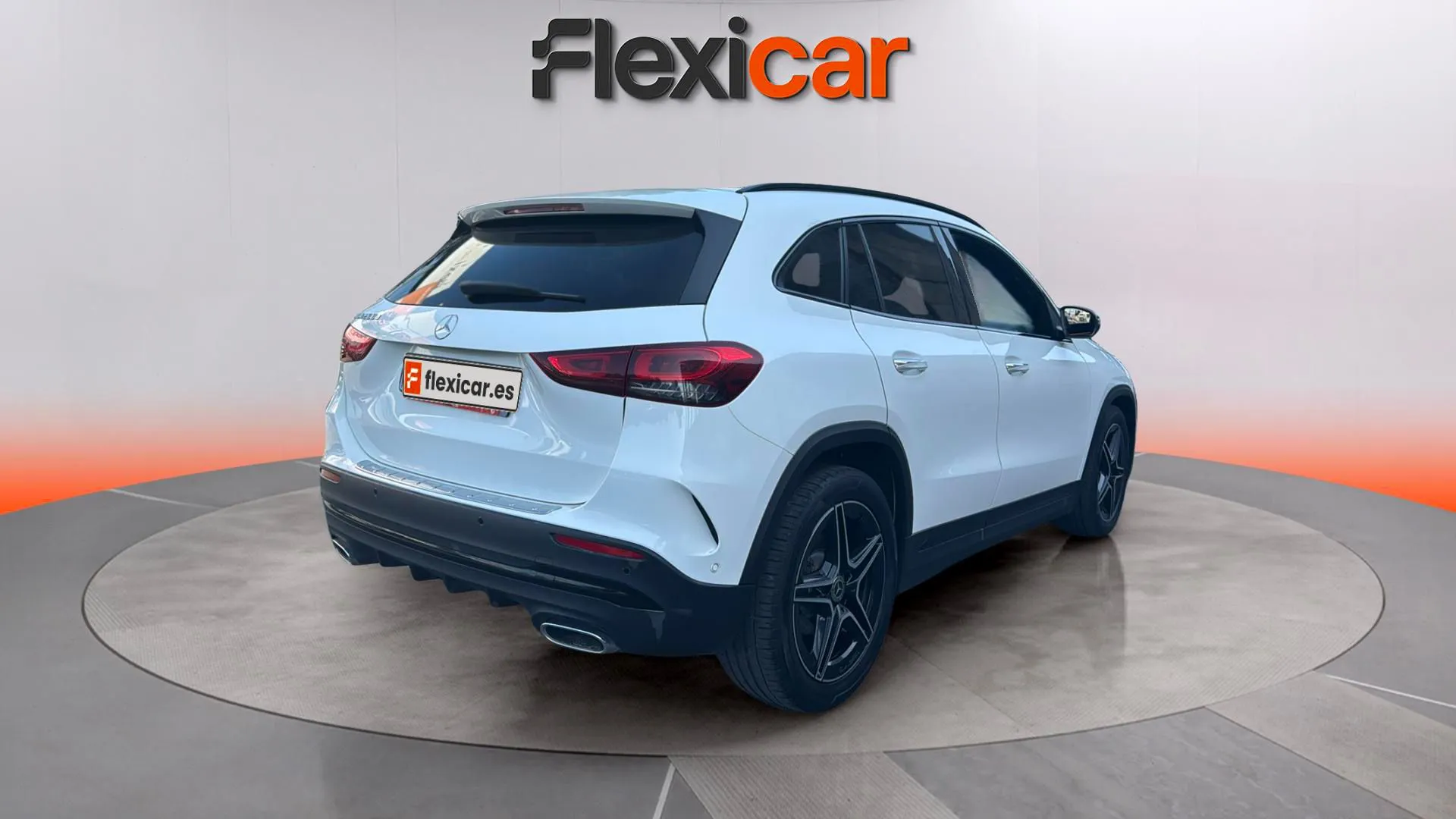 Mercedes-Benz GLA 200 D - foto 6