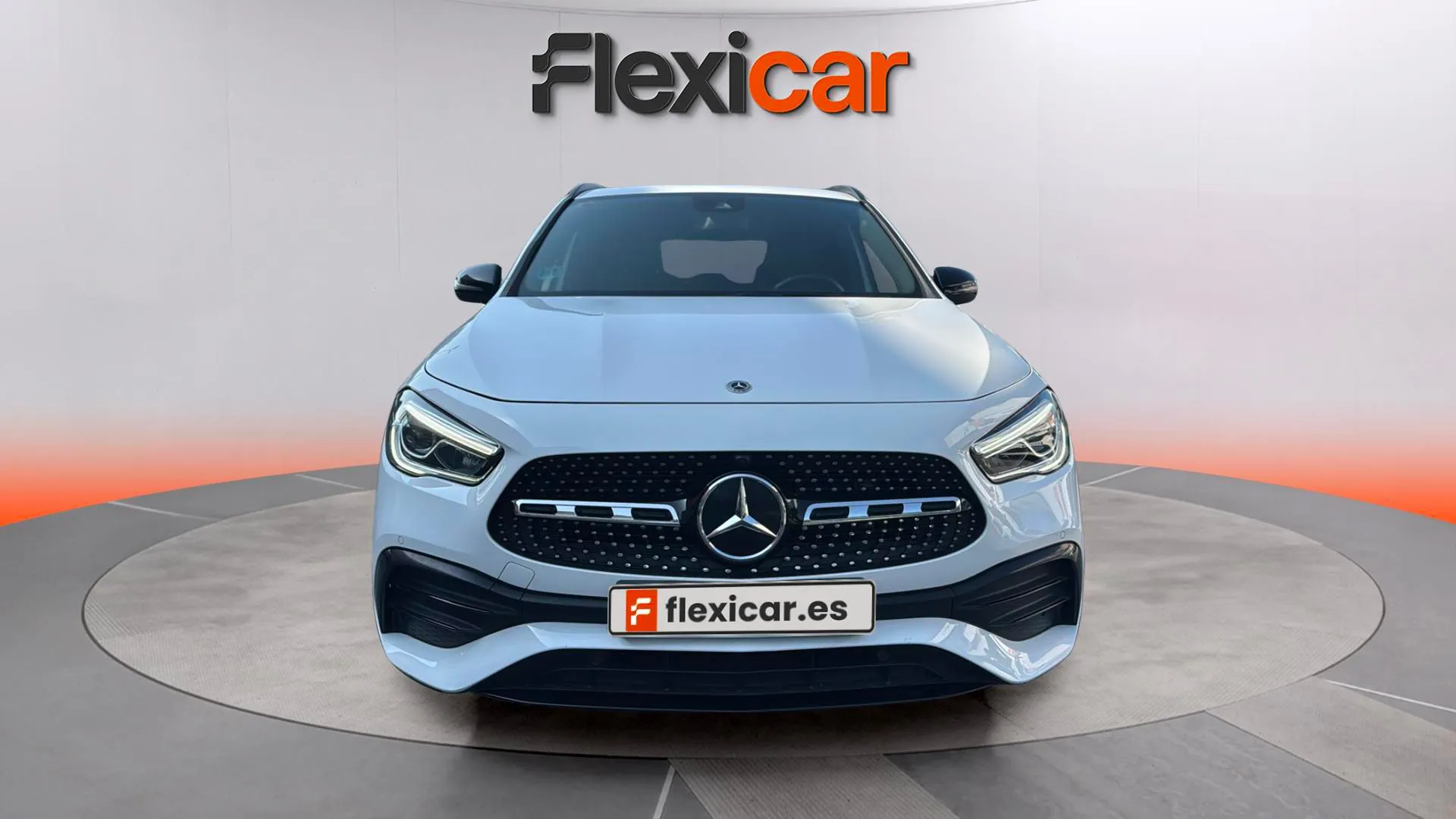 Mercedes-Benz GLA 200 D - foto 2