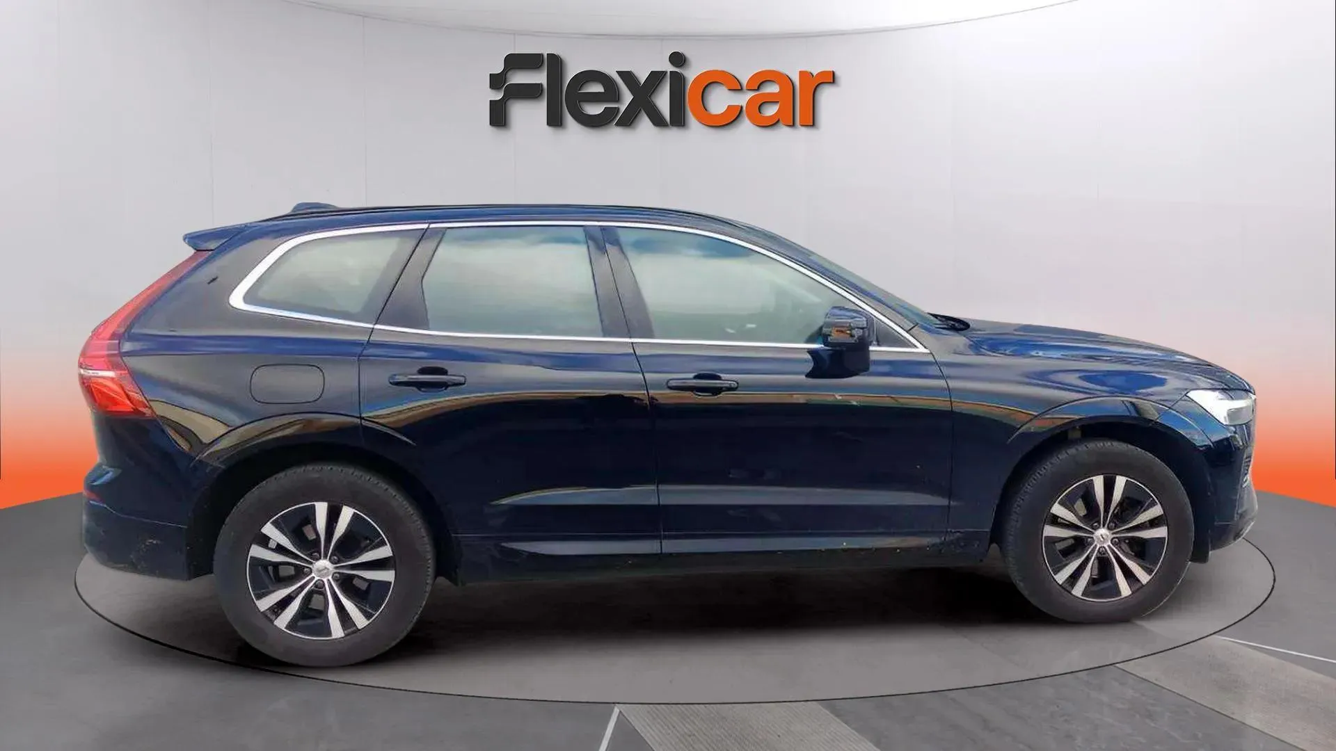 Volvo XC60 2.0 D4 Momentum - foto 8