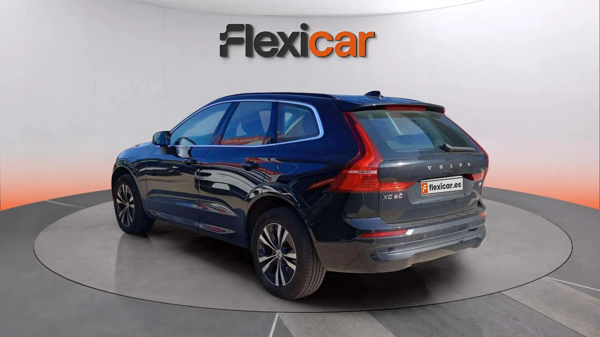 Volvo XC60 2.0 D4 Momentum - foto 5