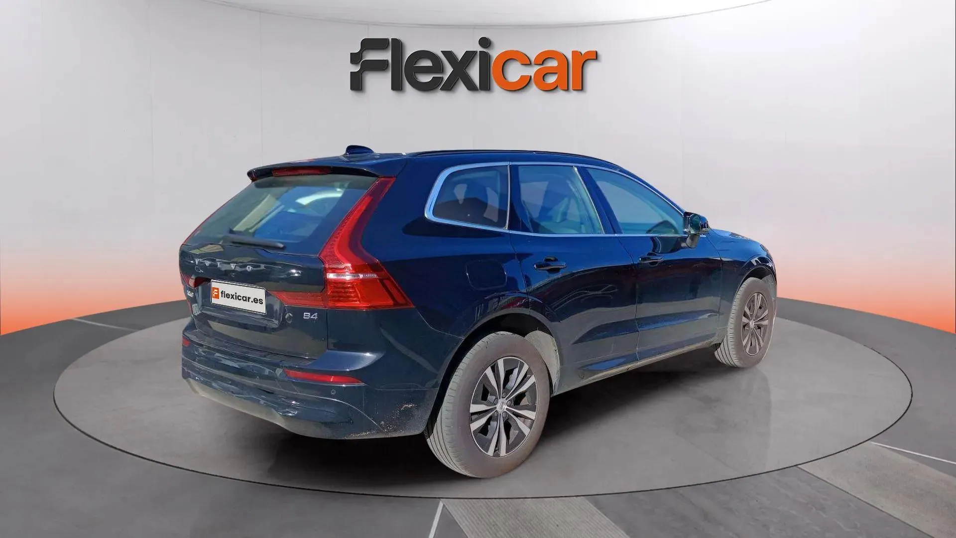 Volvo XC60 2.0 D4 Momentum - foto 7