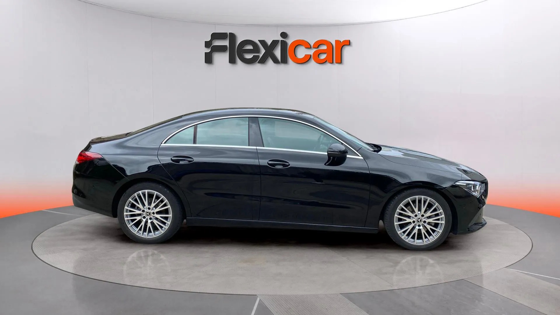 Mercedes-Benz CLA 200 D DCT - foto 5