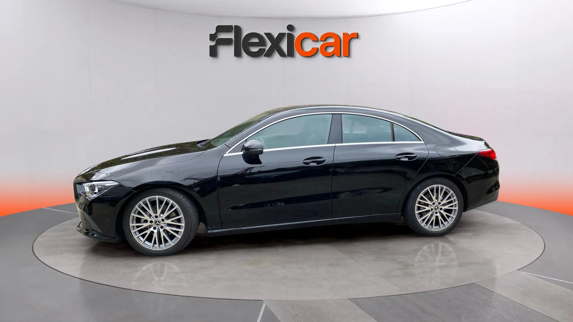 Mercedes-Benz CLA 200 D DCT - foto 4