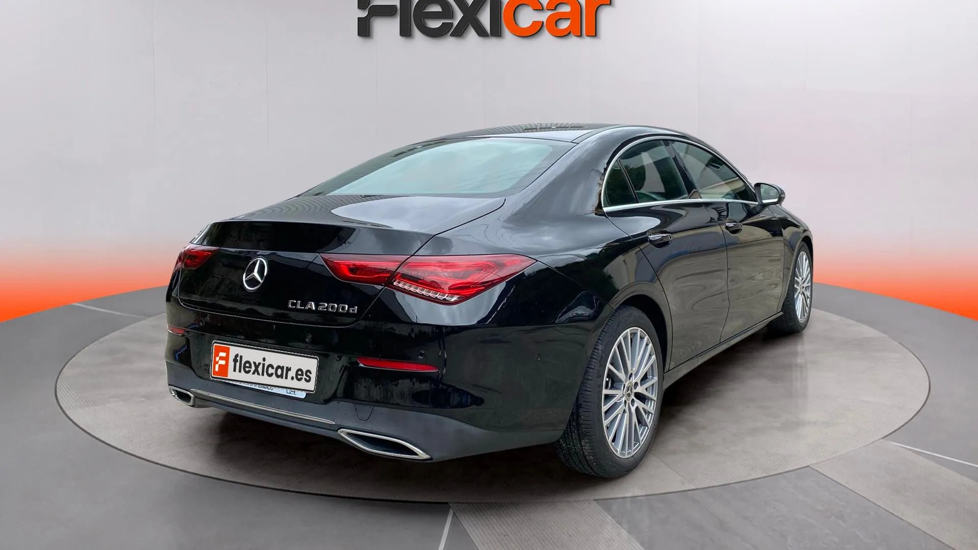 Mercedes-Benz CLA 200 D DCT - foto 8