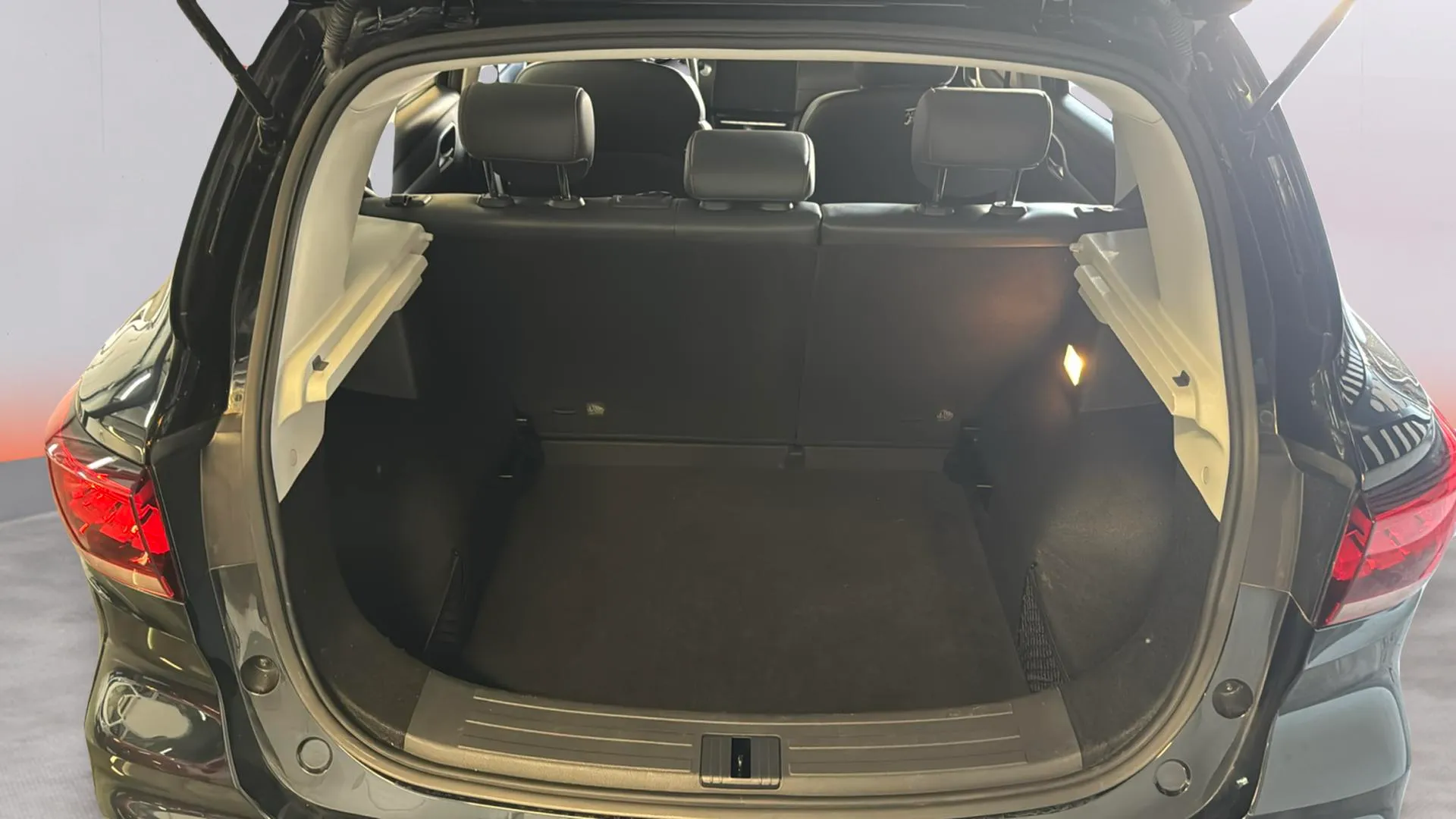 MG ZS 1.0T Luxury - foto 2