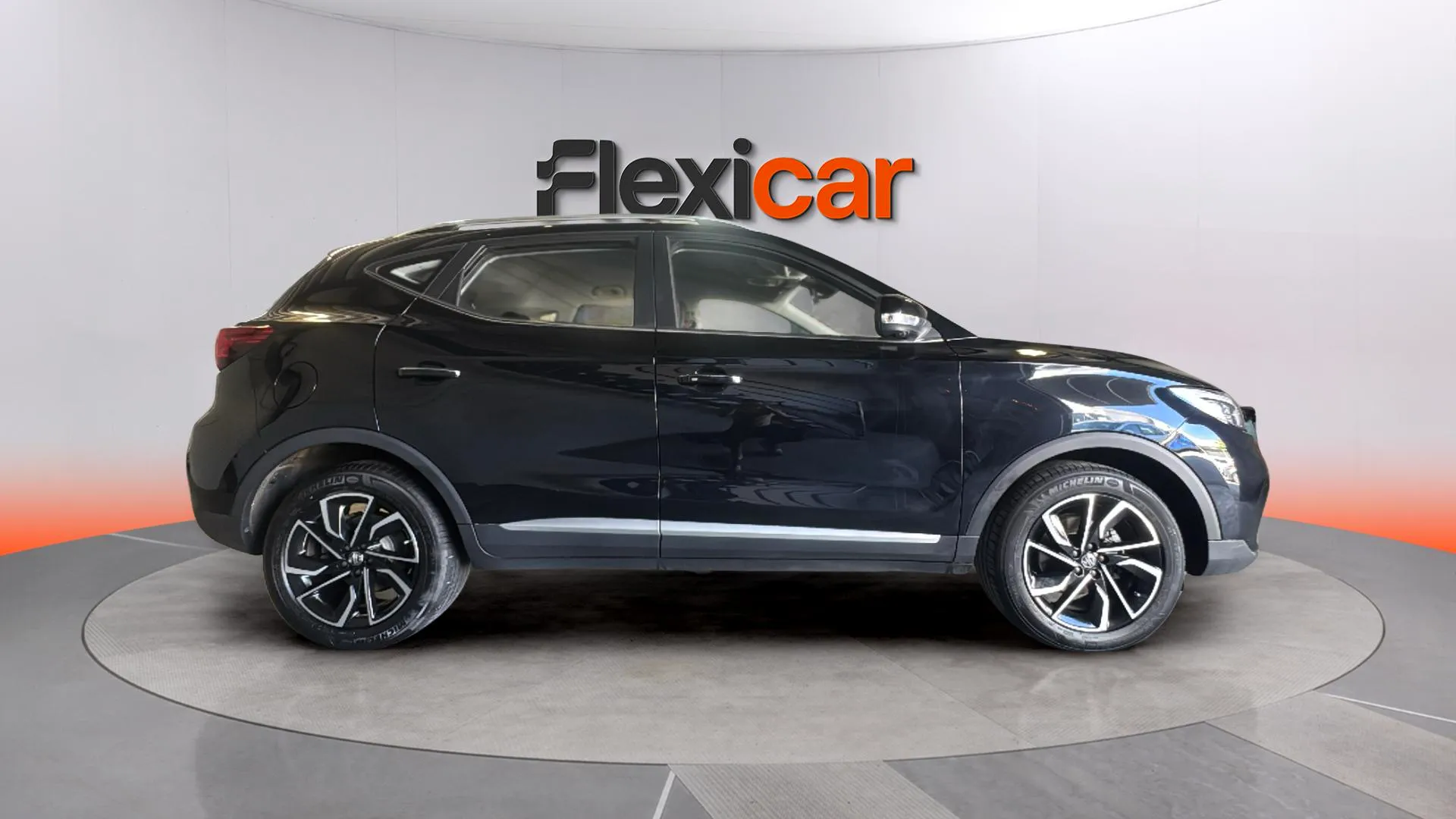 MG ZS 1.0T Luxury - foto 9