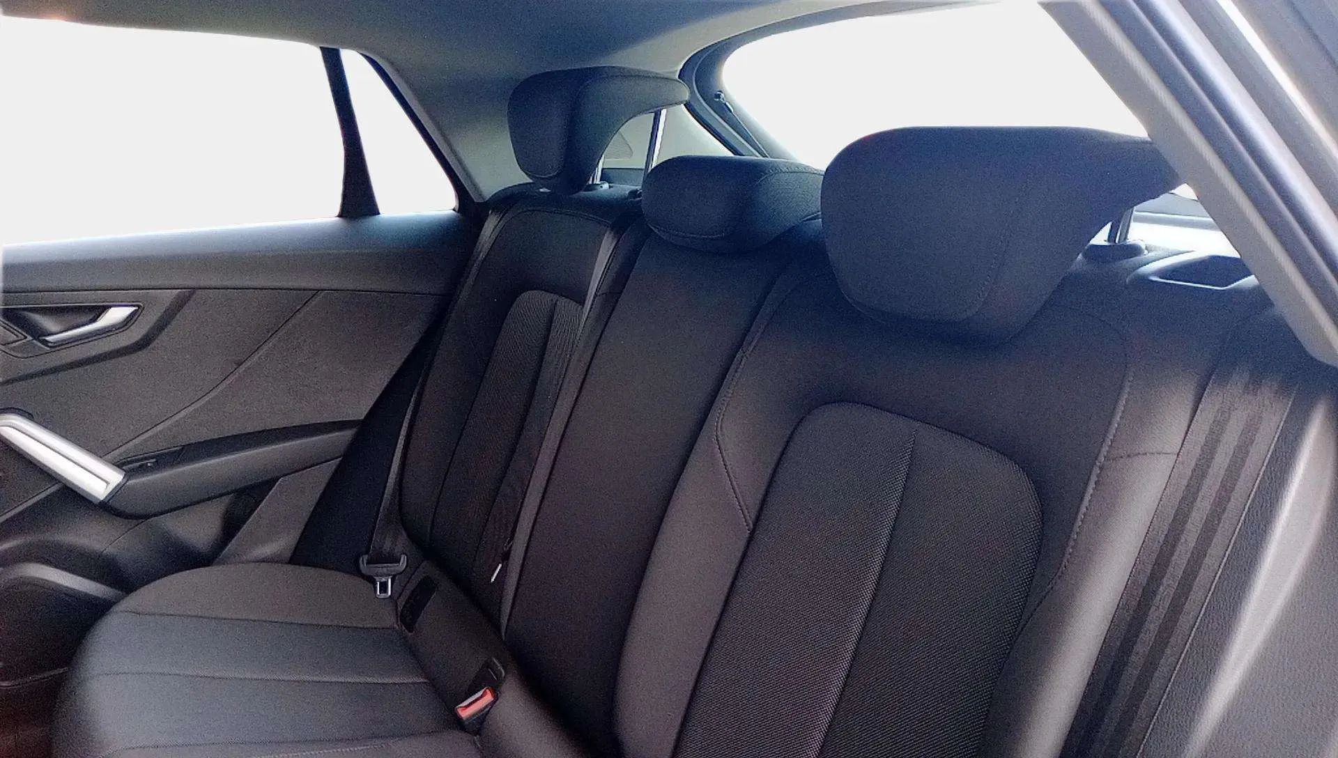Audi Q2 Advanced 30 TDI S tronic - foto 9