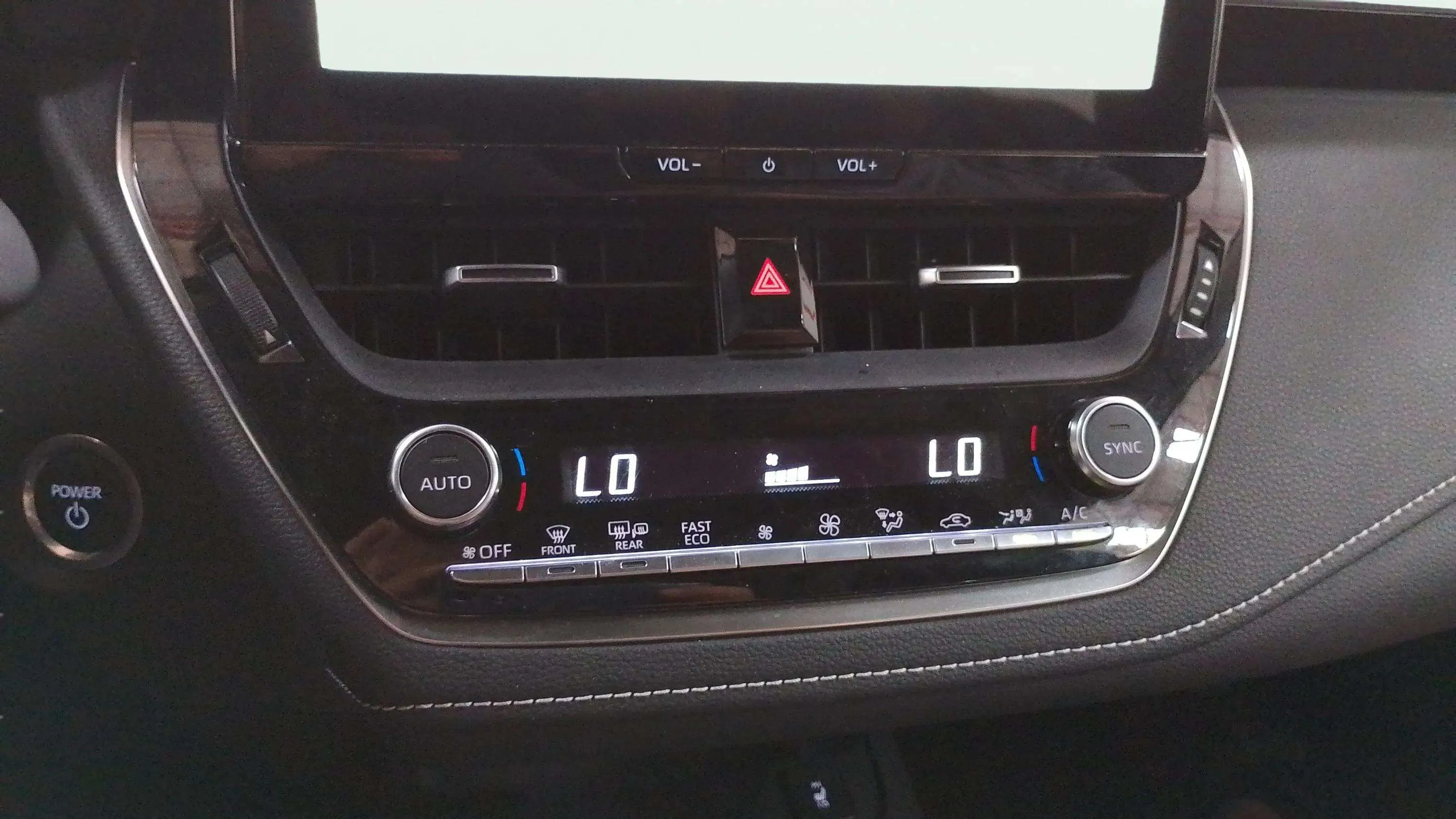 Toyota Corolla 140H Style - foto 24