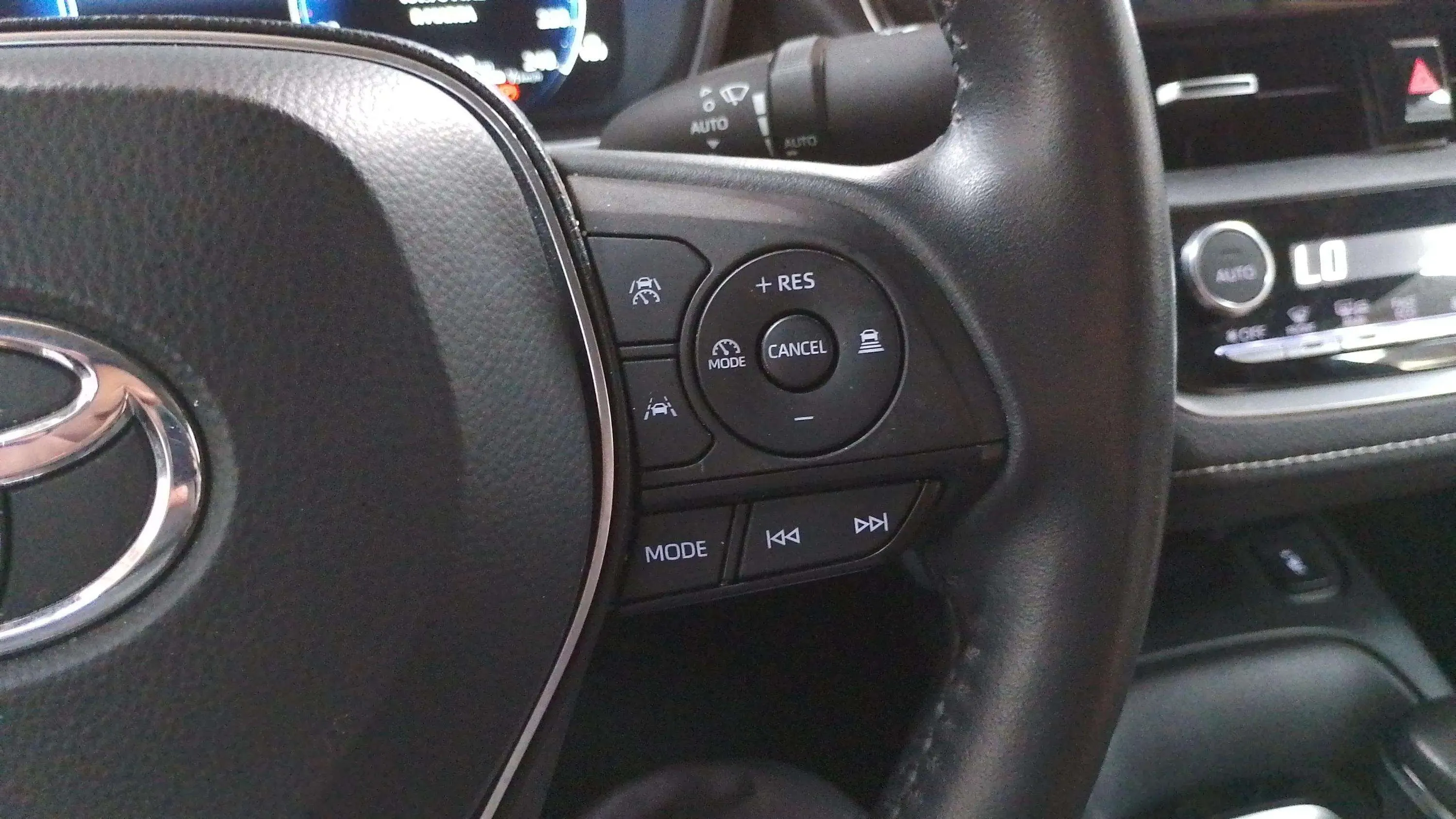 Toyota Corolla 140H Style - foto 28