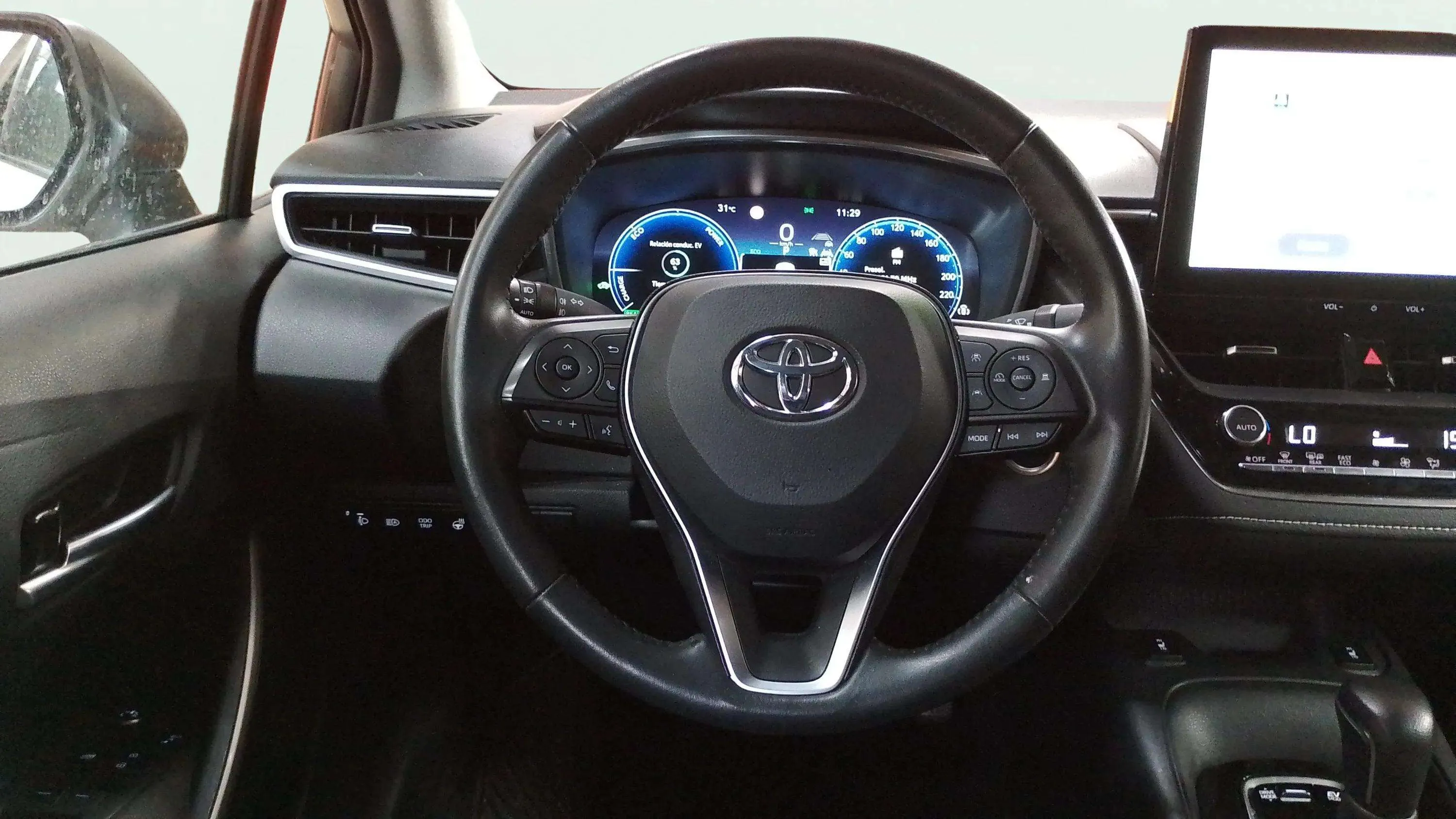 Toyota Corolla 140H Style - foto 13