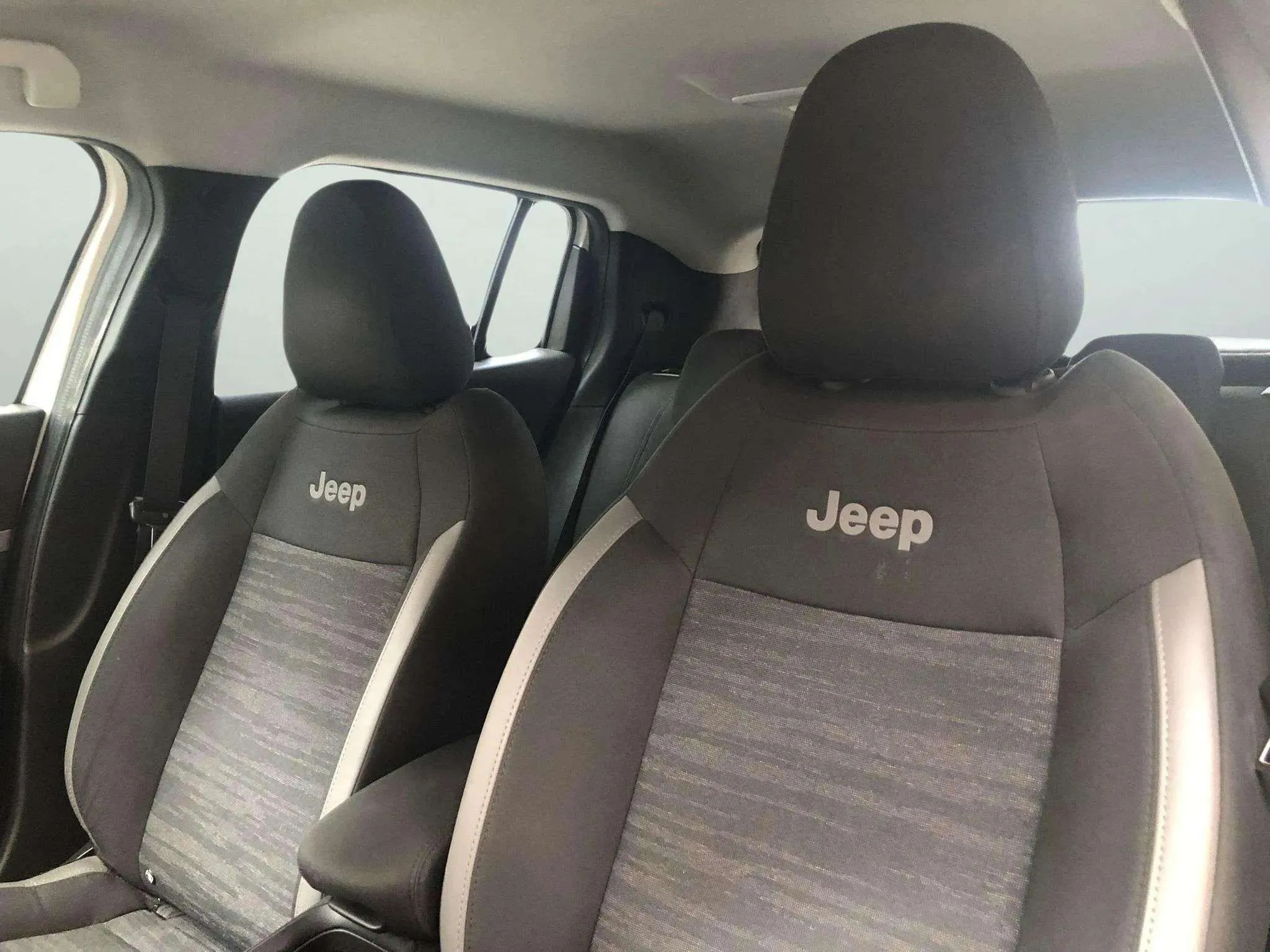 Jeep Avenger 1.2 G Longitude - foto 11
