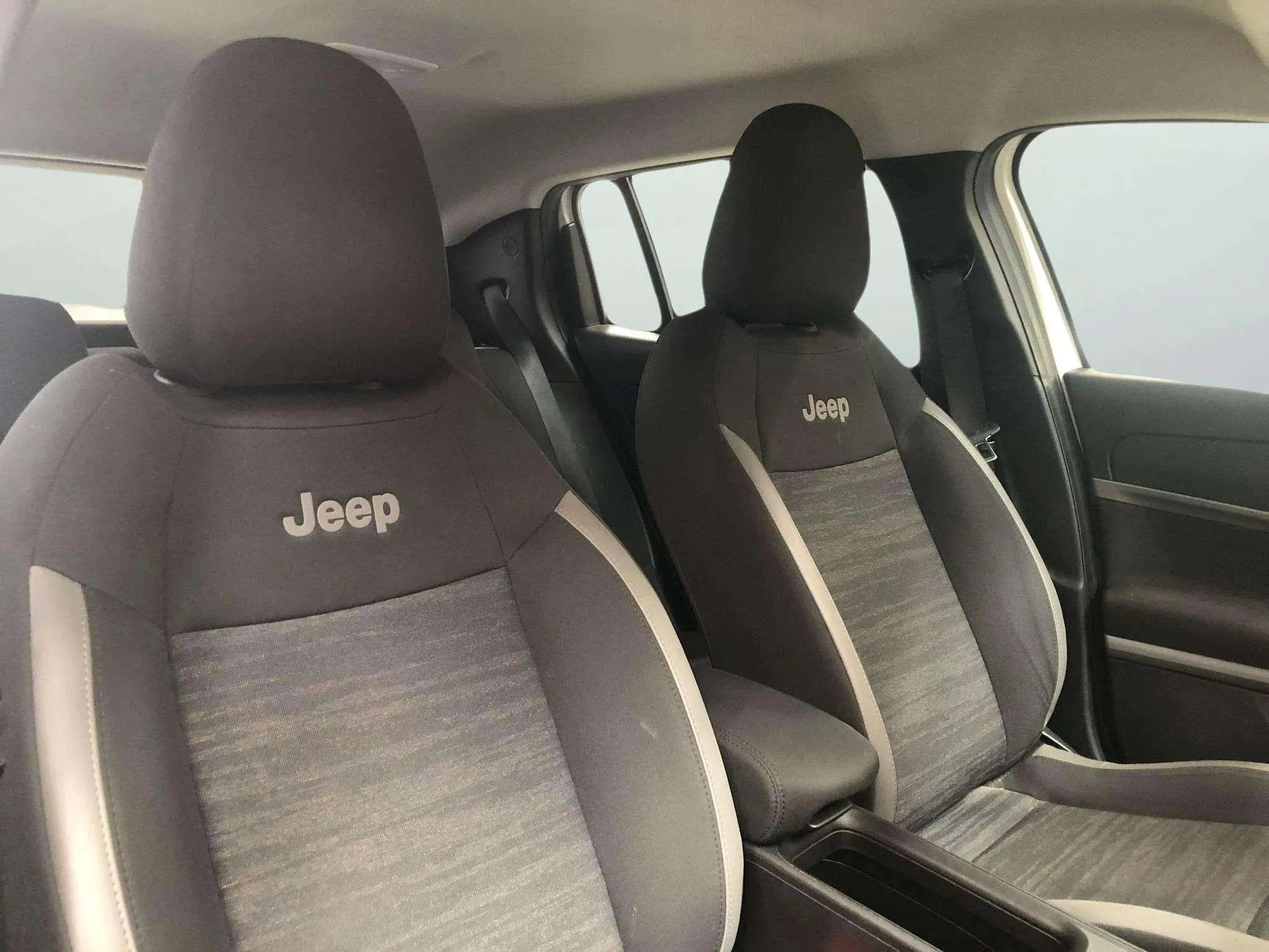 Jeep Avenger 1.2 G Longitude - foto 10