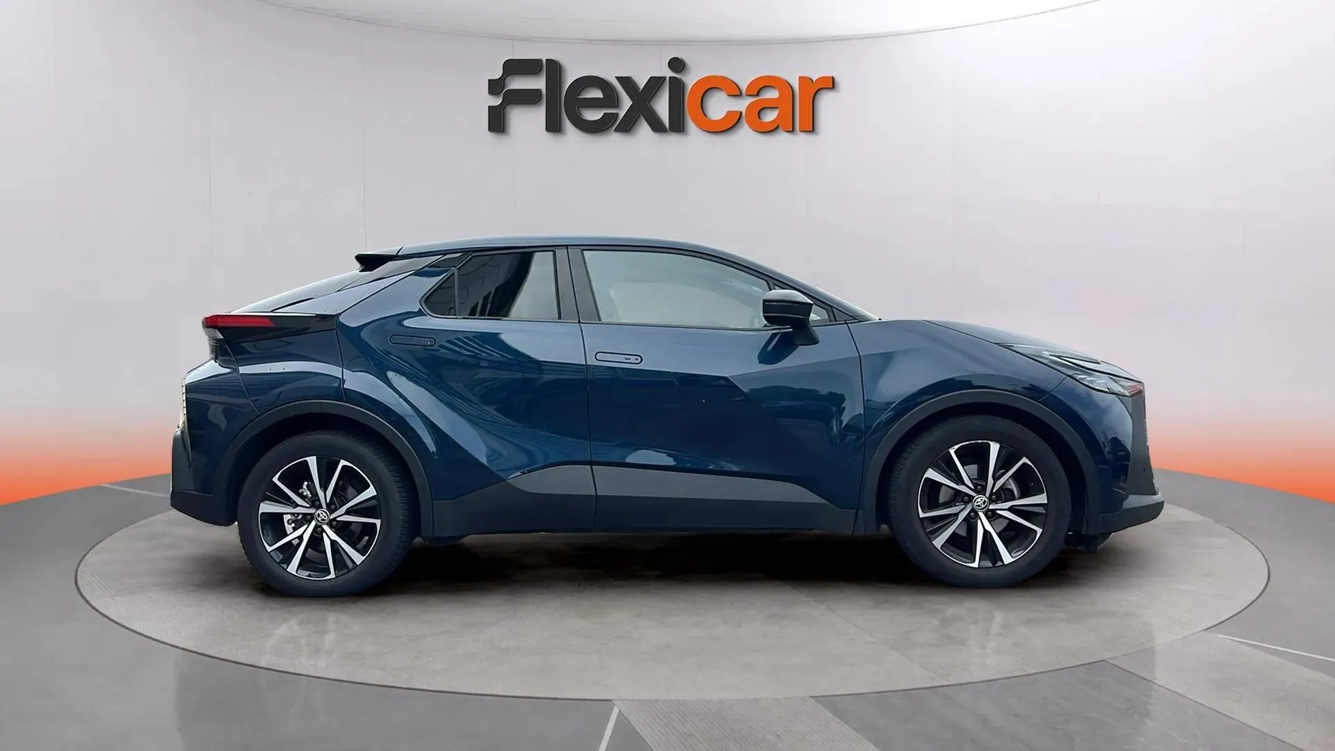 Toyota C-HR 1.8 140H Advance - foto 8