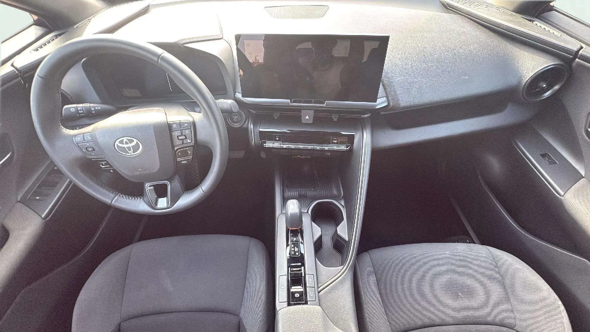 Toyota C-HR 1.8 140H Advance - foto 9