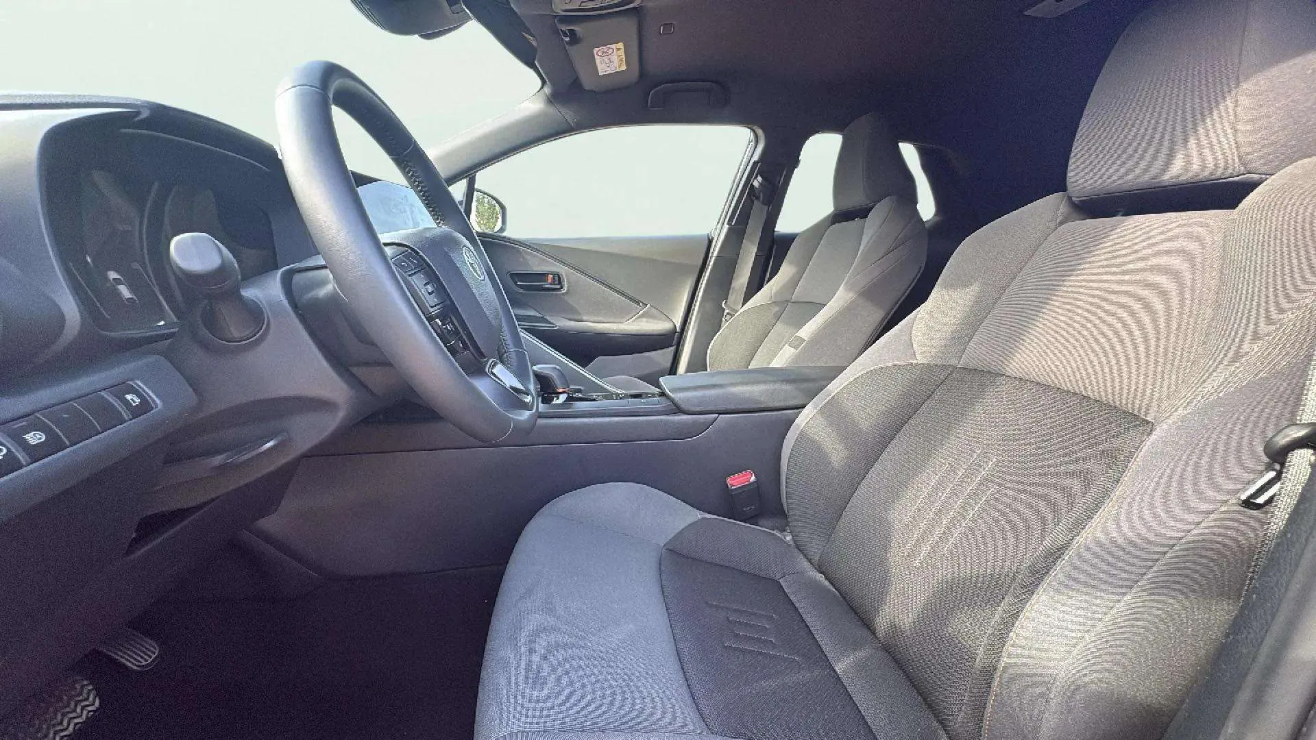 Toyota C-HR 1.8 140H Advance - foto 13