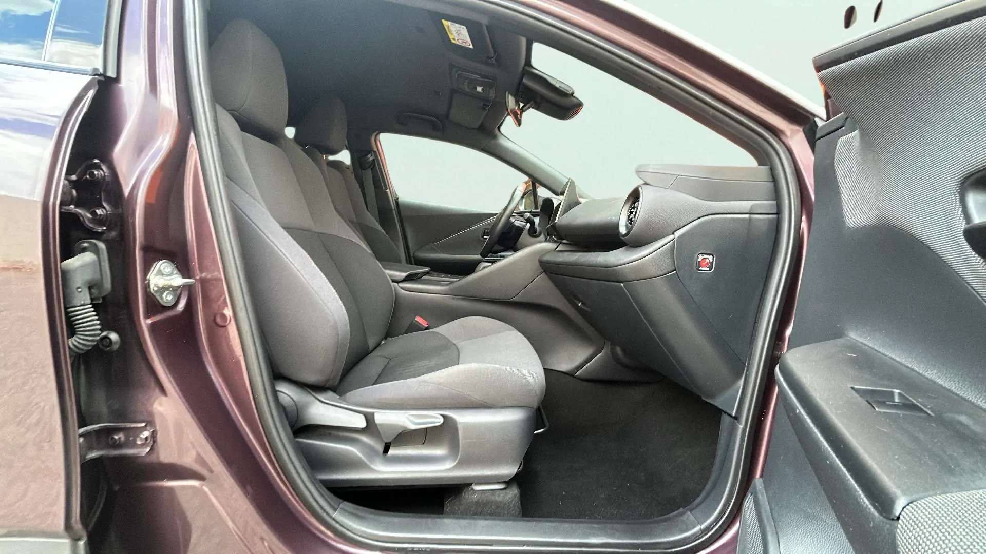 Toyota C-HR 1.8 140H Advance - foto 15