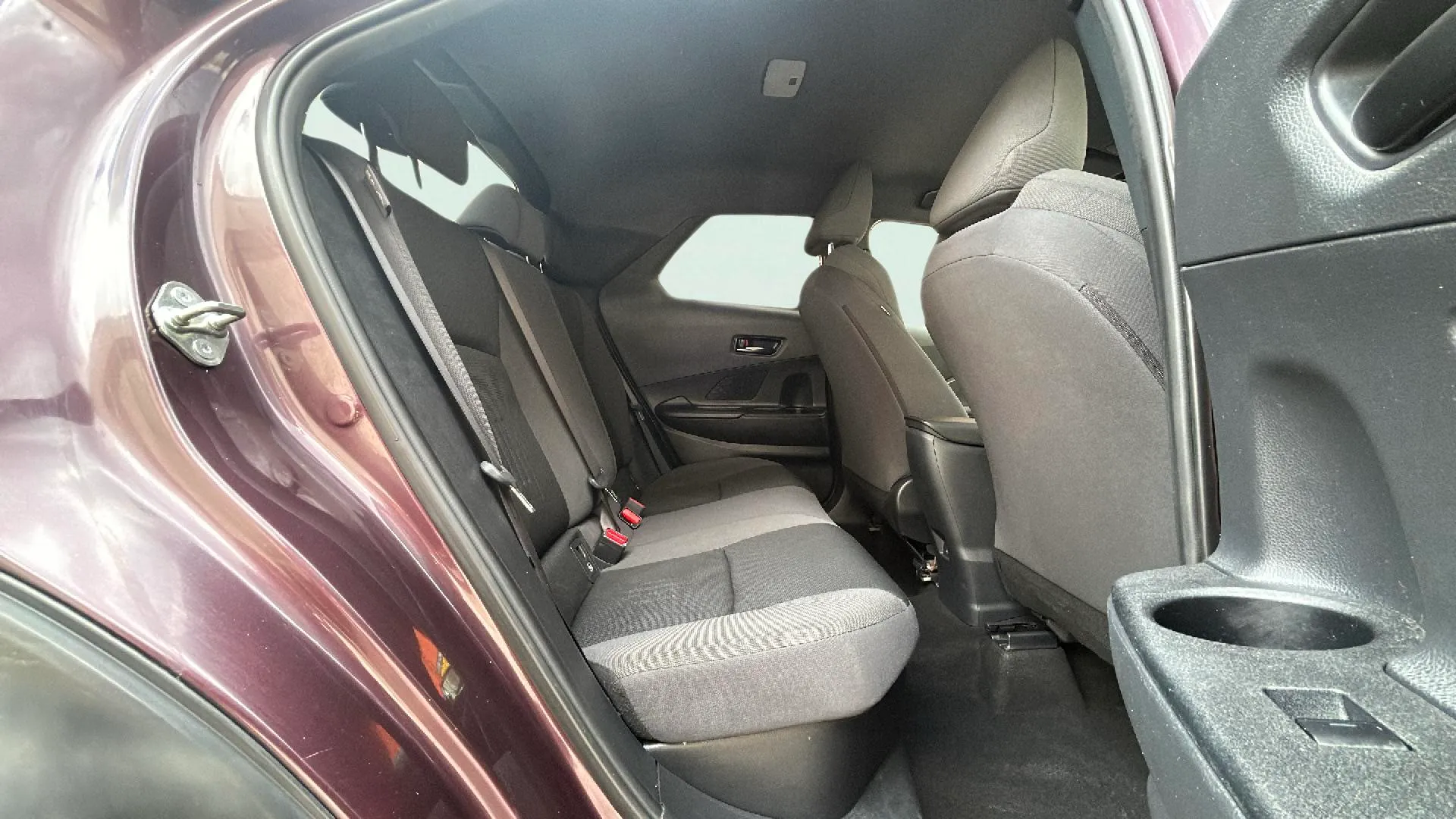 Toyota C-HR 1.8 140H Advance - foto 16