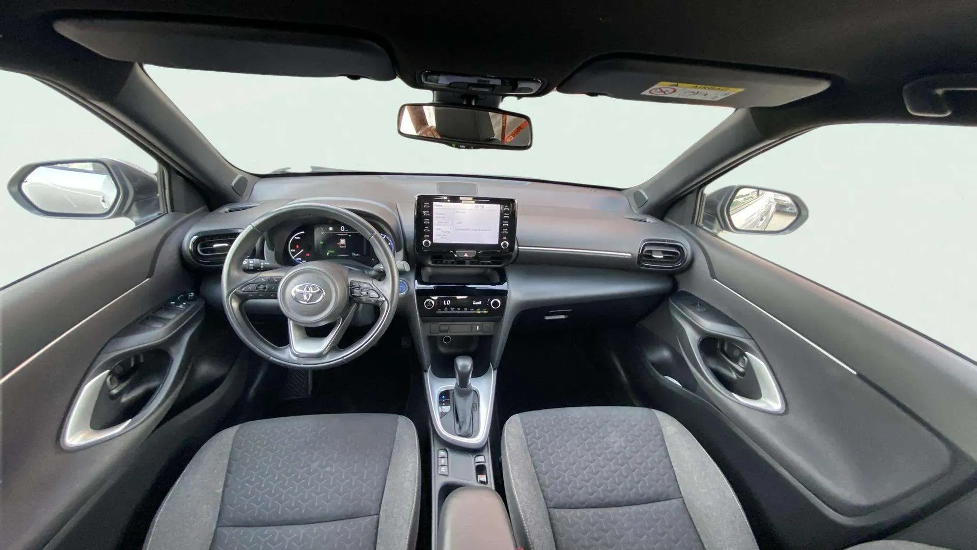 Toyota Yaris Cross 1.5 120H Active Tech - foto 7