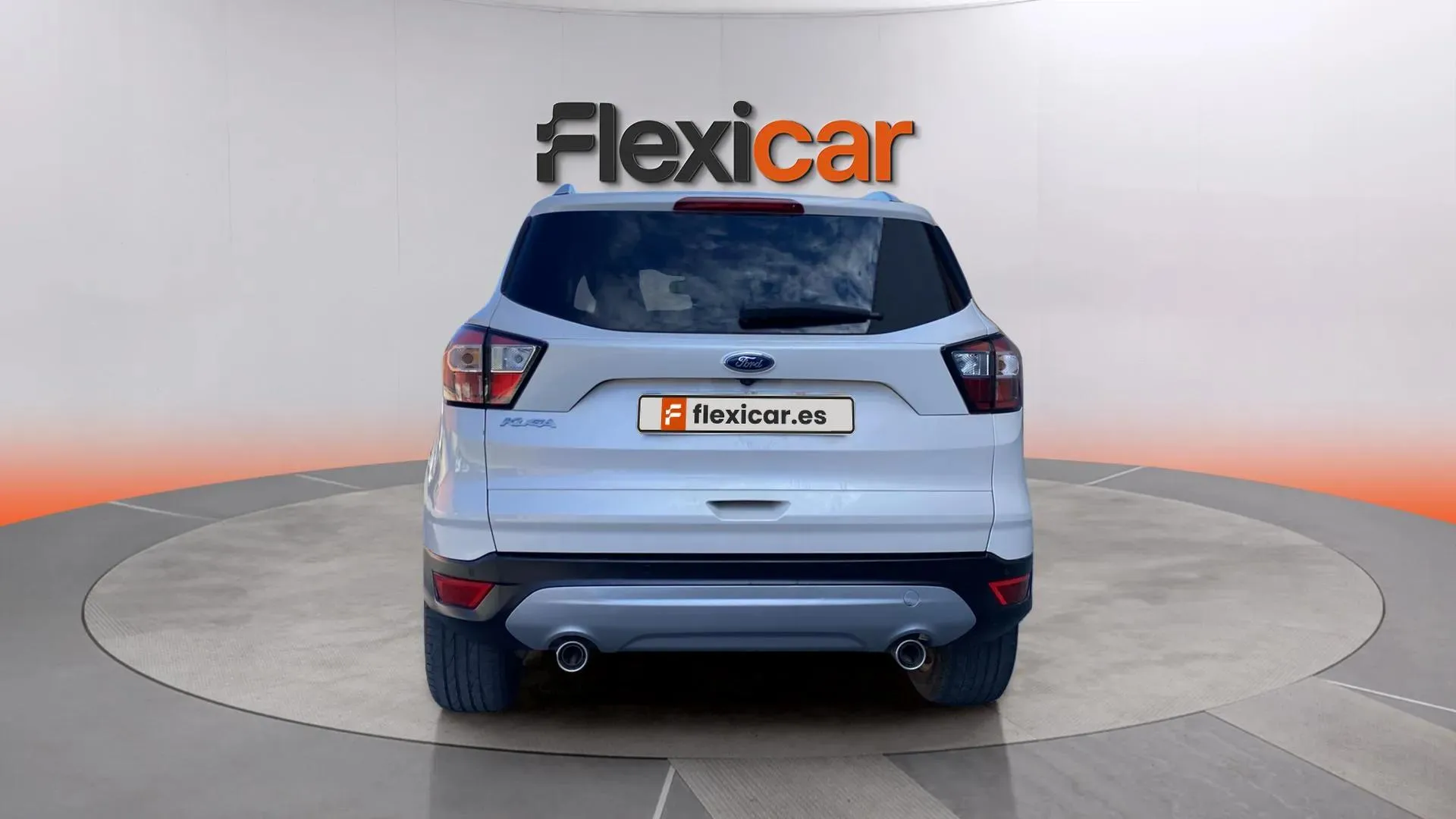 Ford Kuga 1.5 TDCi 4x2 Titanium - foto 4