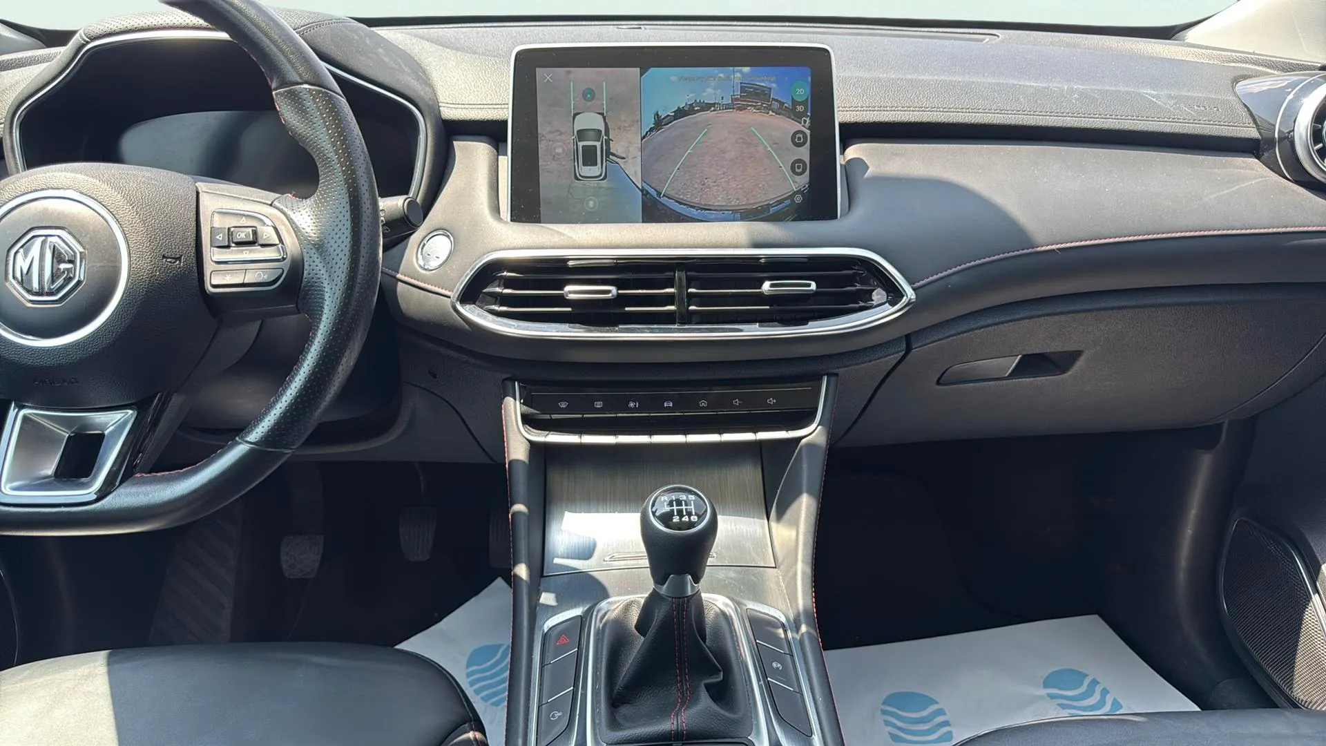 MG HS 1.5 Turbo GDI Luxury - foto 14