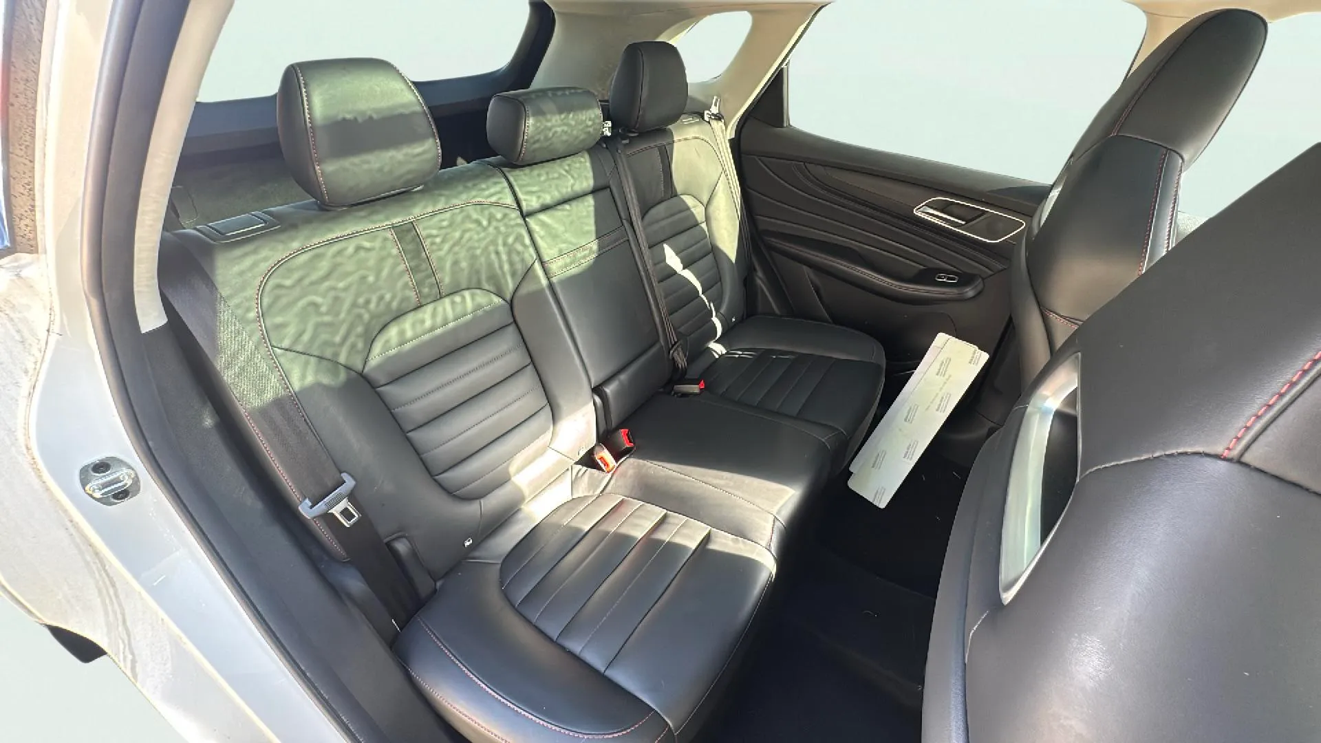 MG HS 1.5 Turbo GDI Luxury - foto 12