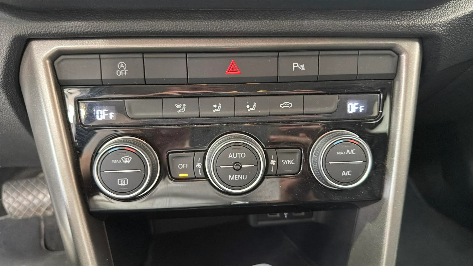 Volkswagen T-Roc Advance 1.5 TSI DSG - foto 19