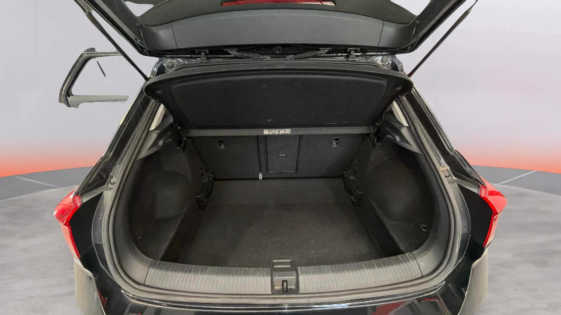 Volkswagen T-Roc Advance 1.5 TSI DSG - foto 9