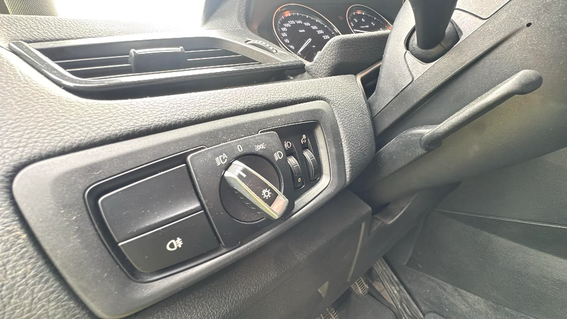 BMW Serie 2 Gran Tourer 216i - foto 24