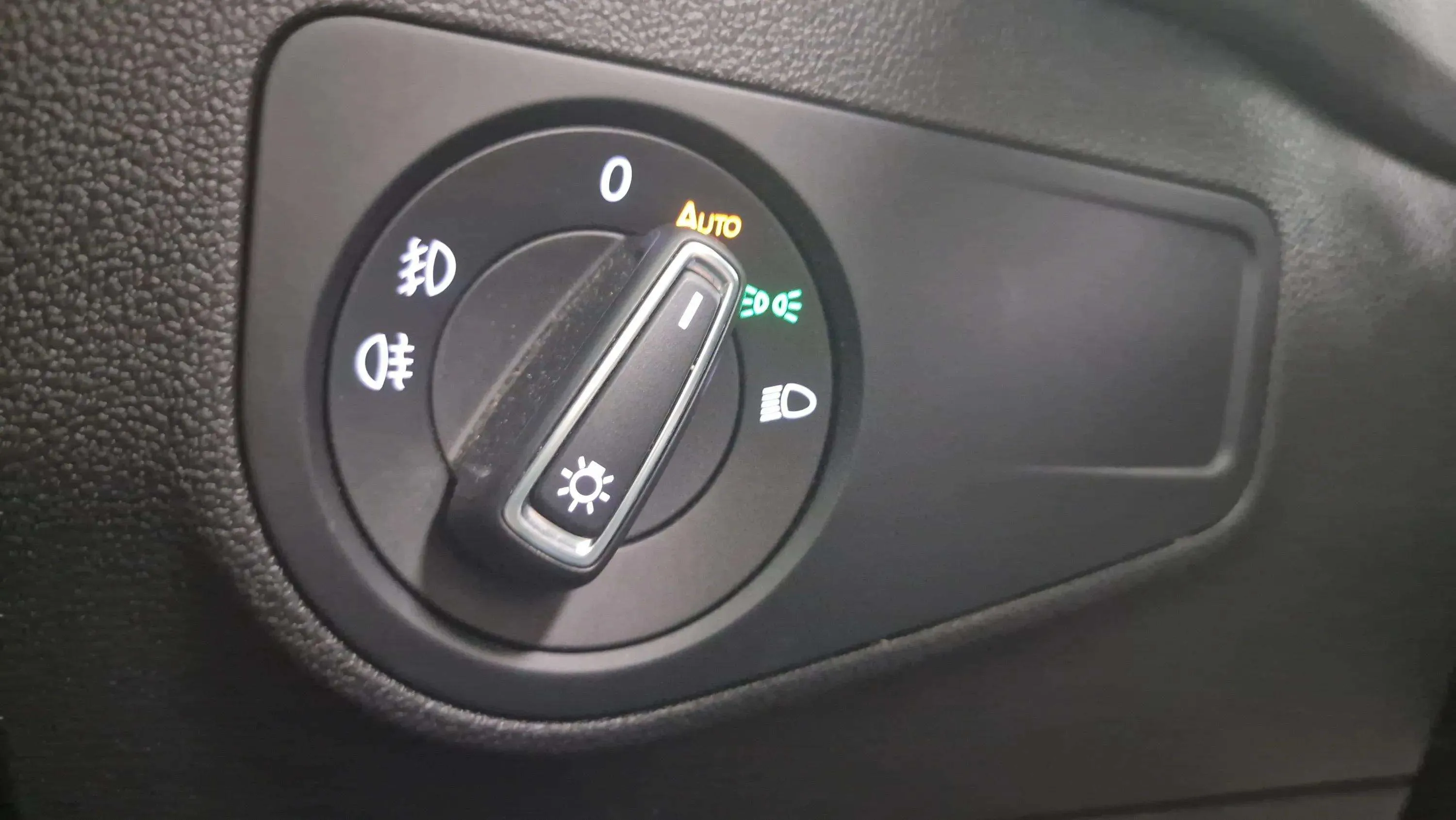 Volkswagen Tiguan Sport 2.0 TDI DSG - foto 35