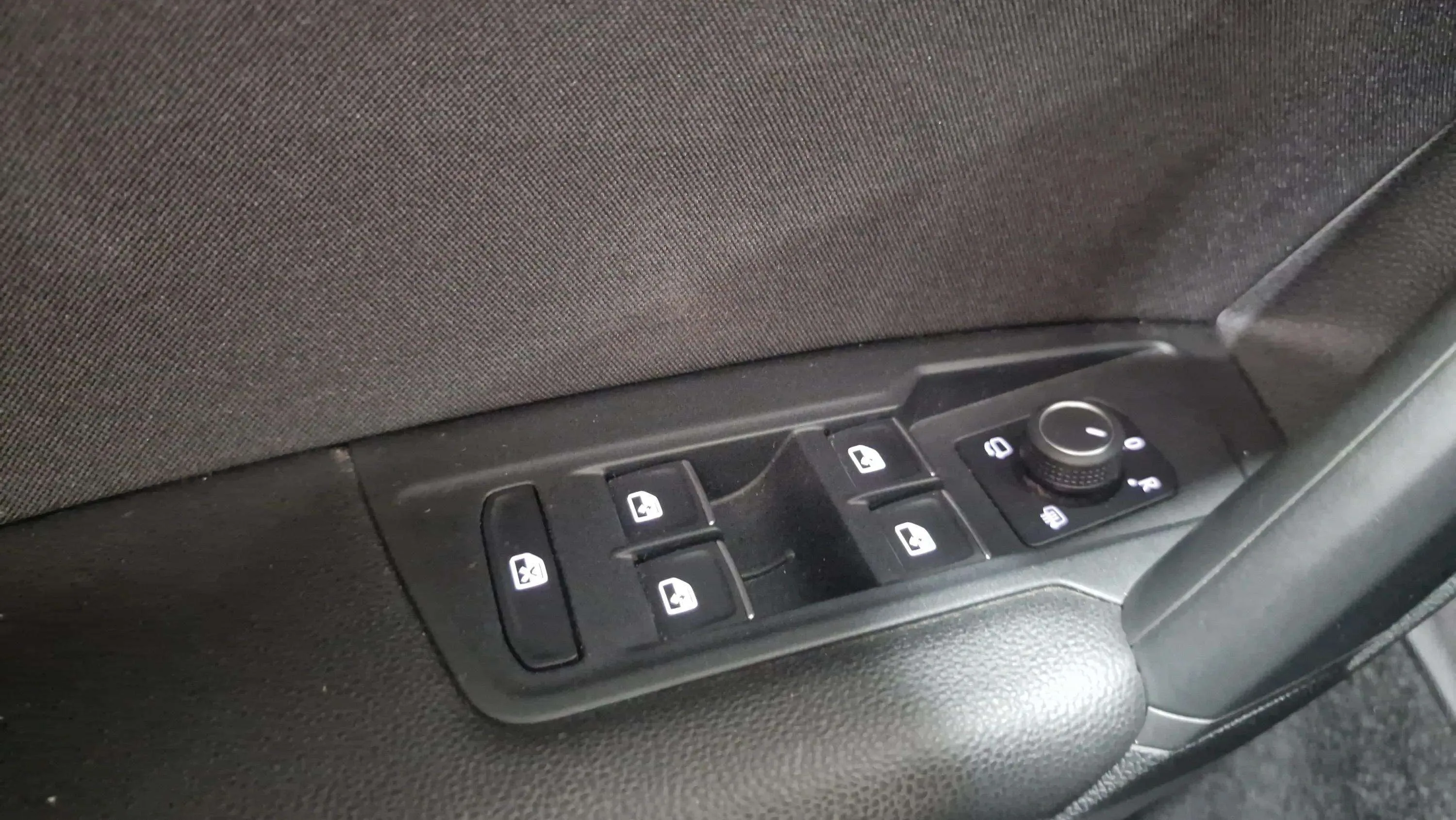 Volkswagen Tiguan Sport 2.0 TDI DSG - foto 33