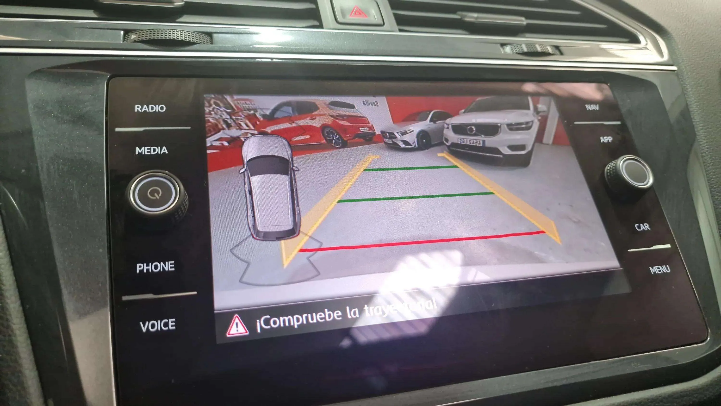 Volkswagen Tiguan Sport 2.0 TDI DSG - foto 22