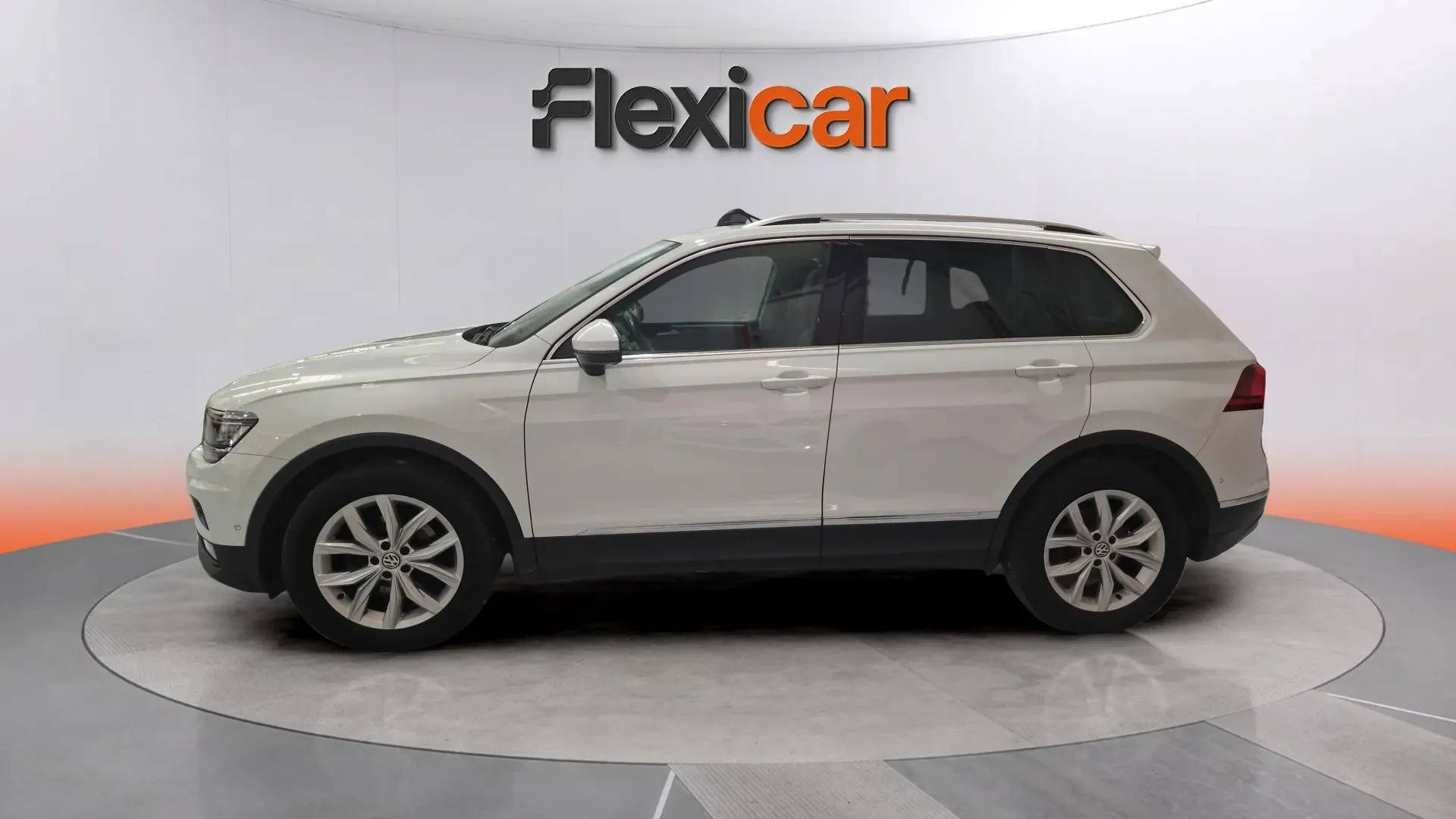 Volkswagen Tiguan Sport 2.0 TDI DSG - foto 4