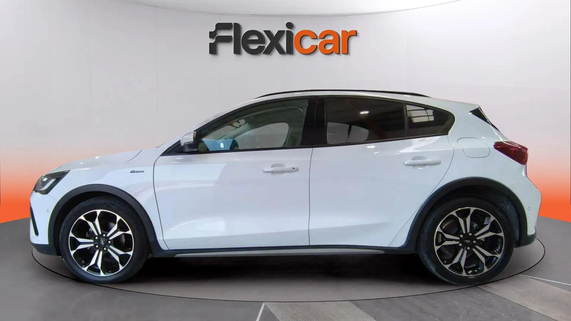 Ford Focus 1.0 EcoBoost MHEV Active - foto 4