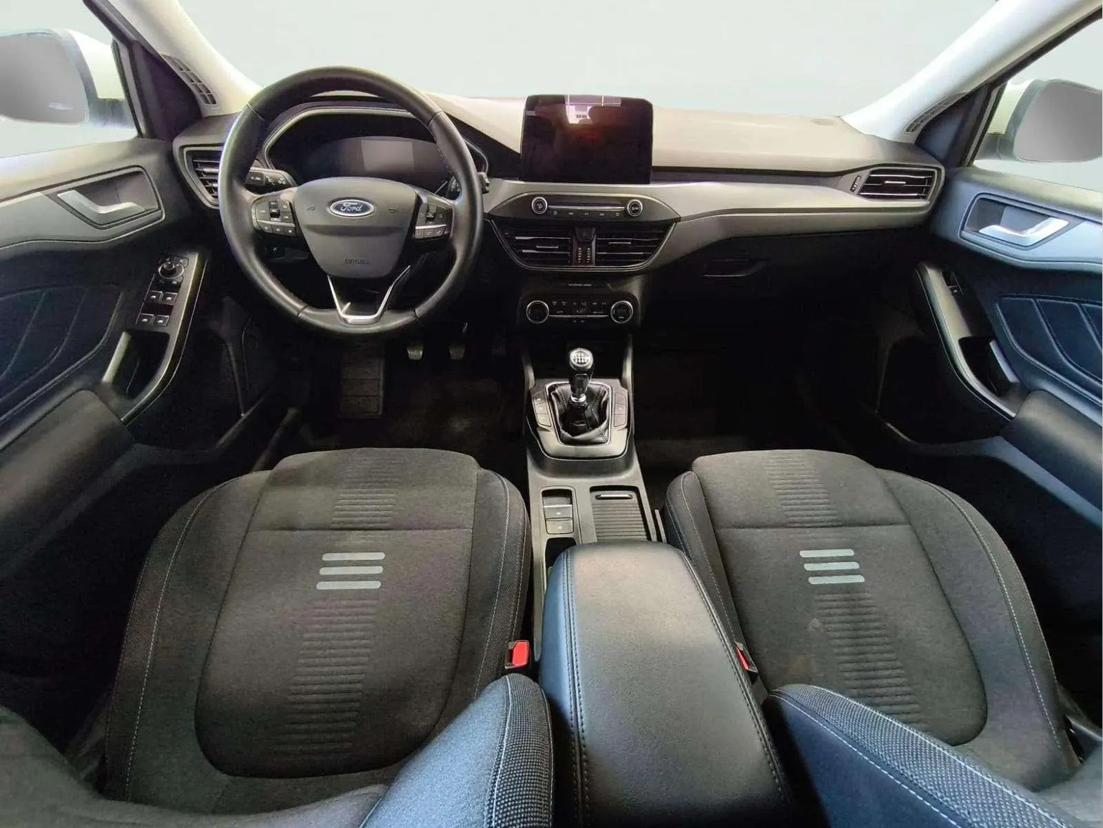 Ford Focus 1.0 EcoBoost MHEV Active - foto 9