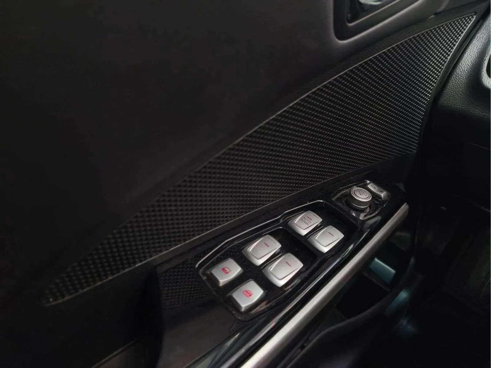 SsangYong Tivoli D16 Limited - foto 18