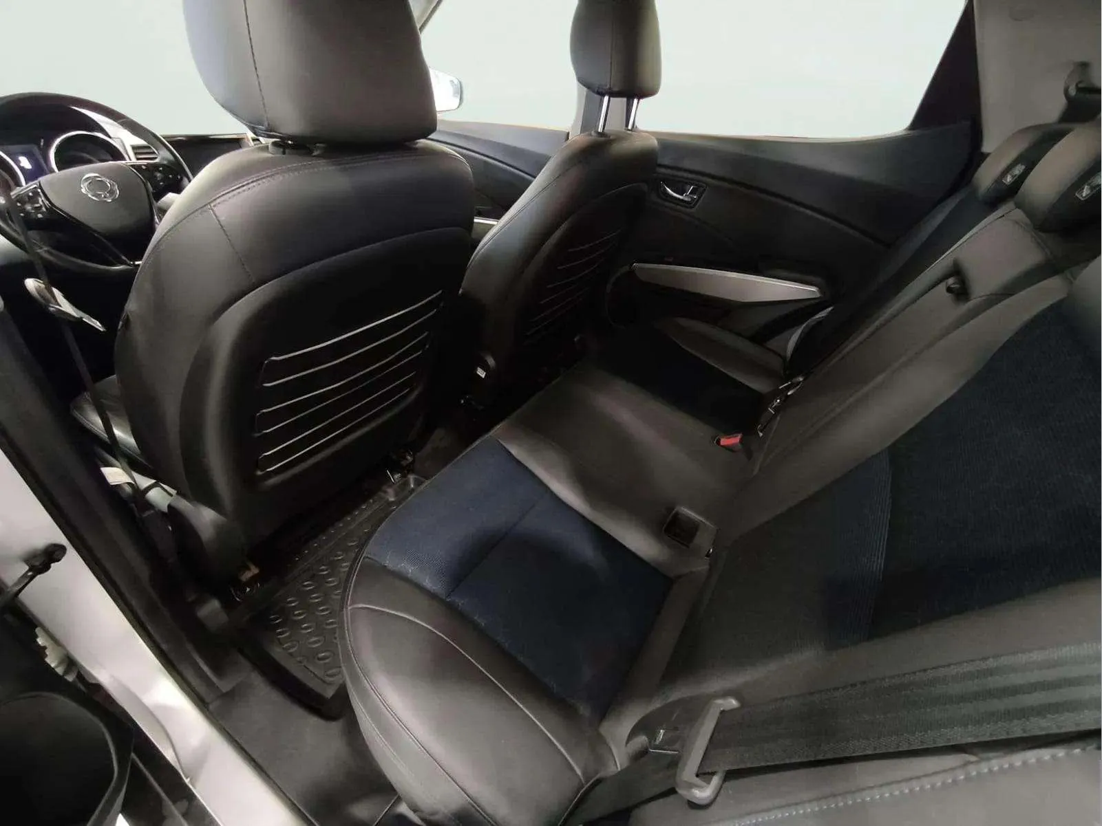 SsangYong Tivoli D16 Limited - foto 20