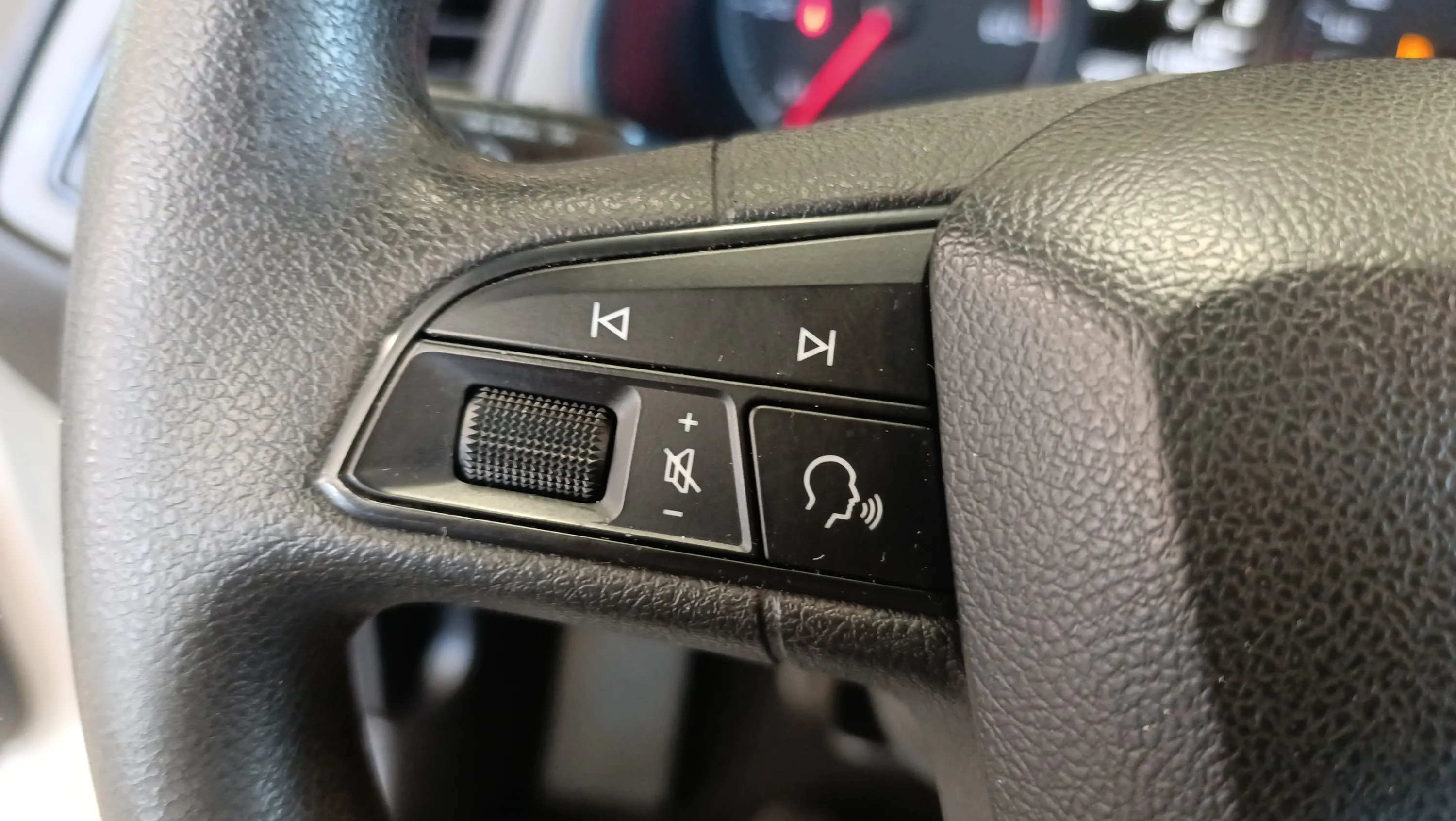 SEAT León 1.6 TDI Reference Edition - foto 11