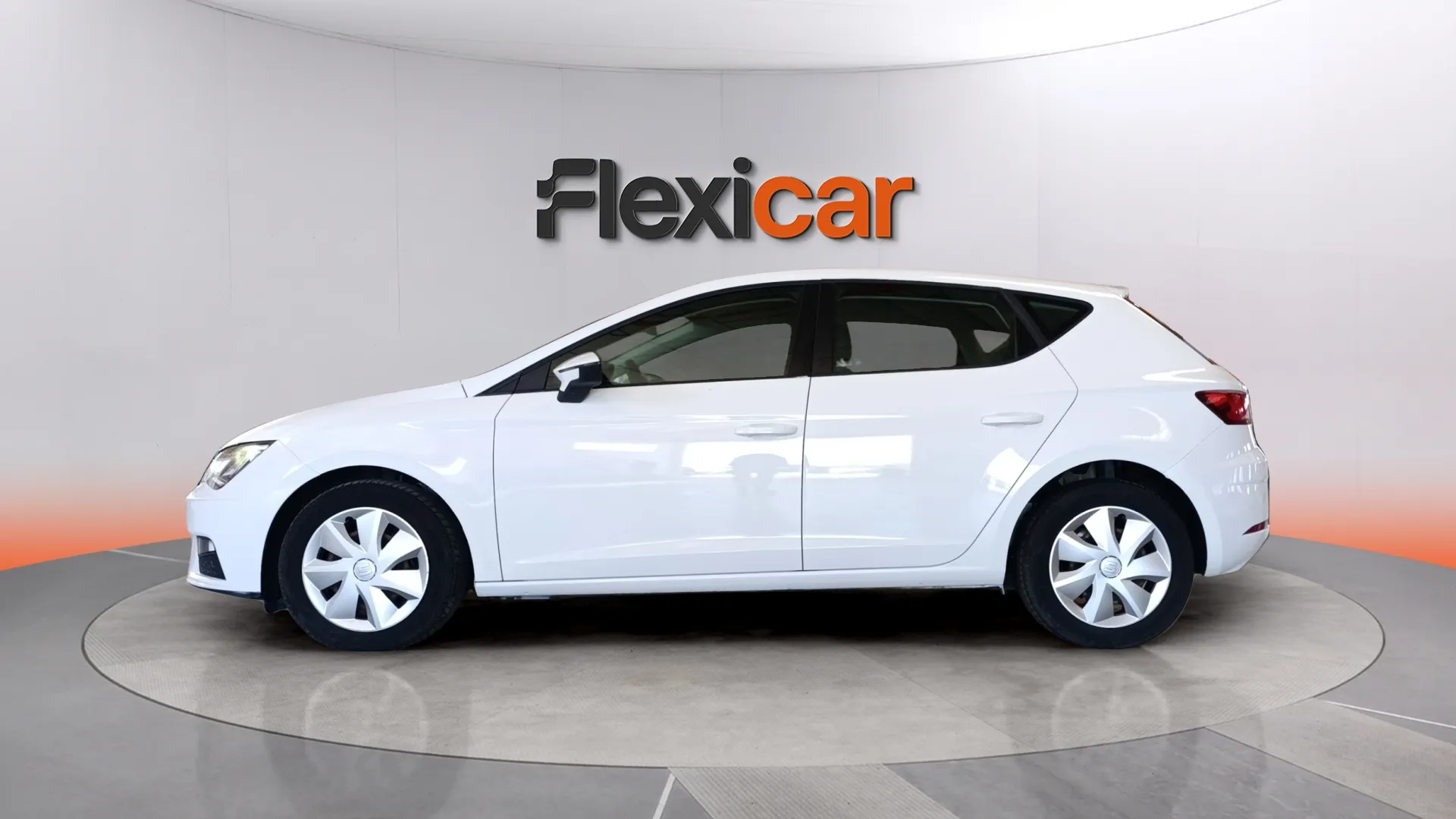 SEAT León 1.6 TDI Reference Edition - foto 6