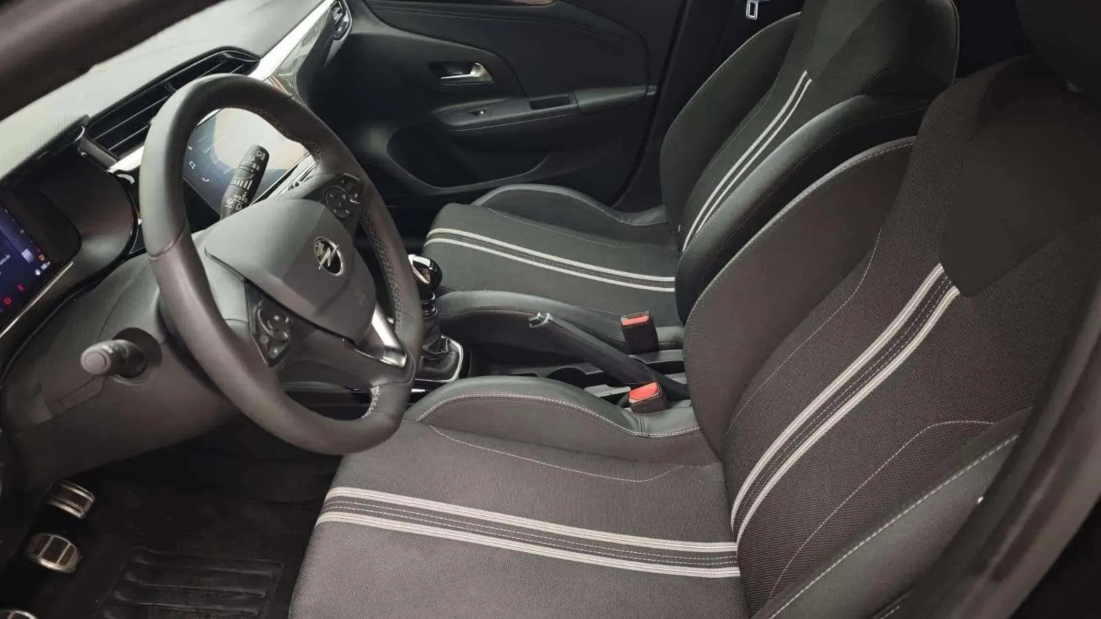 Opel Corsa 1.2T XHL GS - foto 13