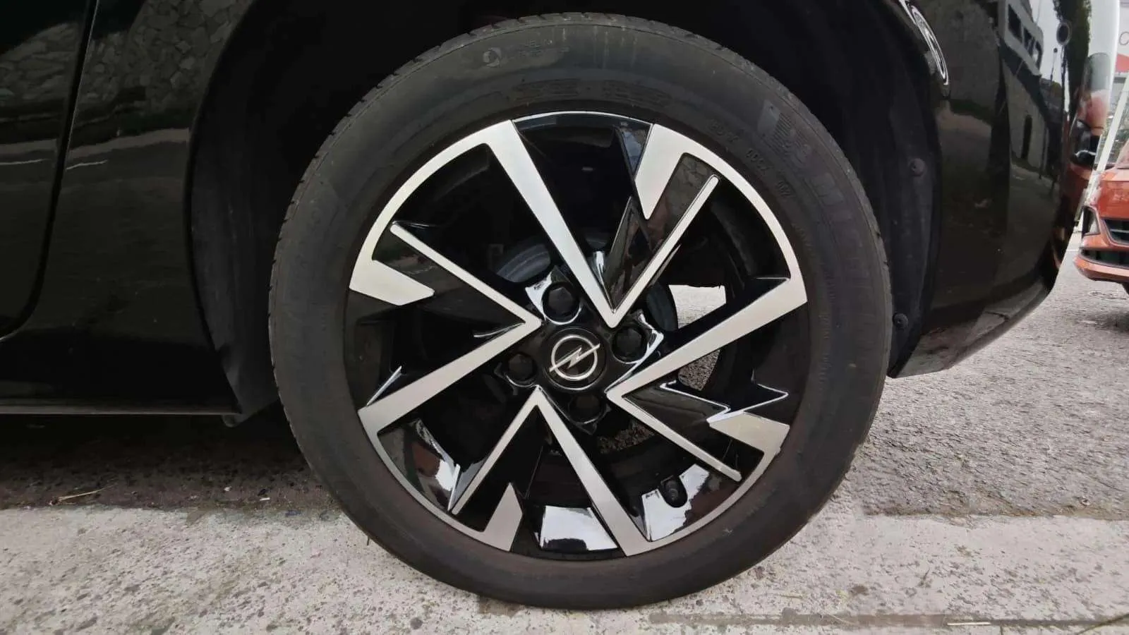 Opel Corsa 1.2T XHL GS - foto 29