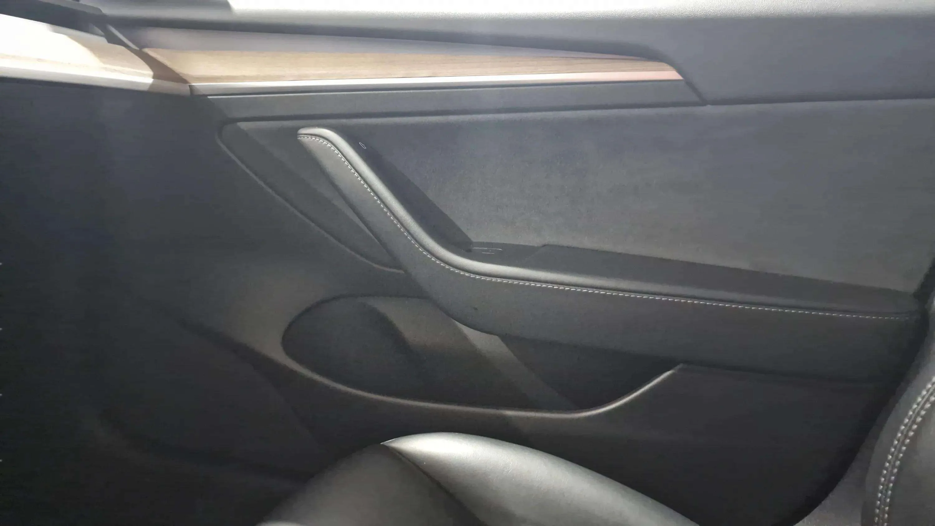 Tesla Model 3 Gran Autonomía AWD - foto 28