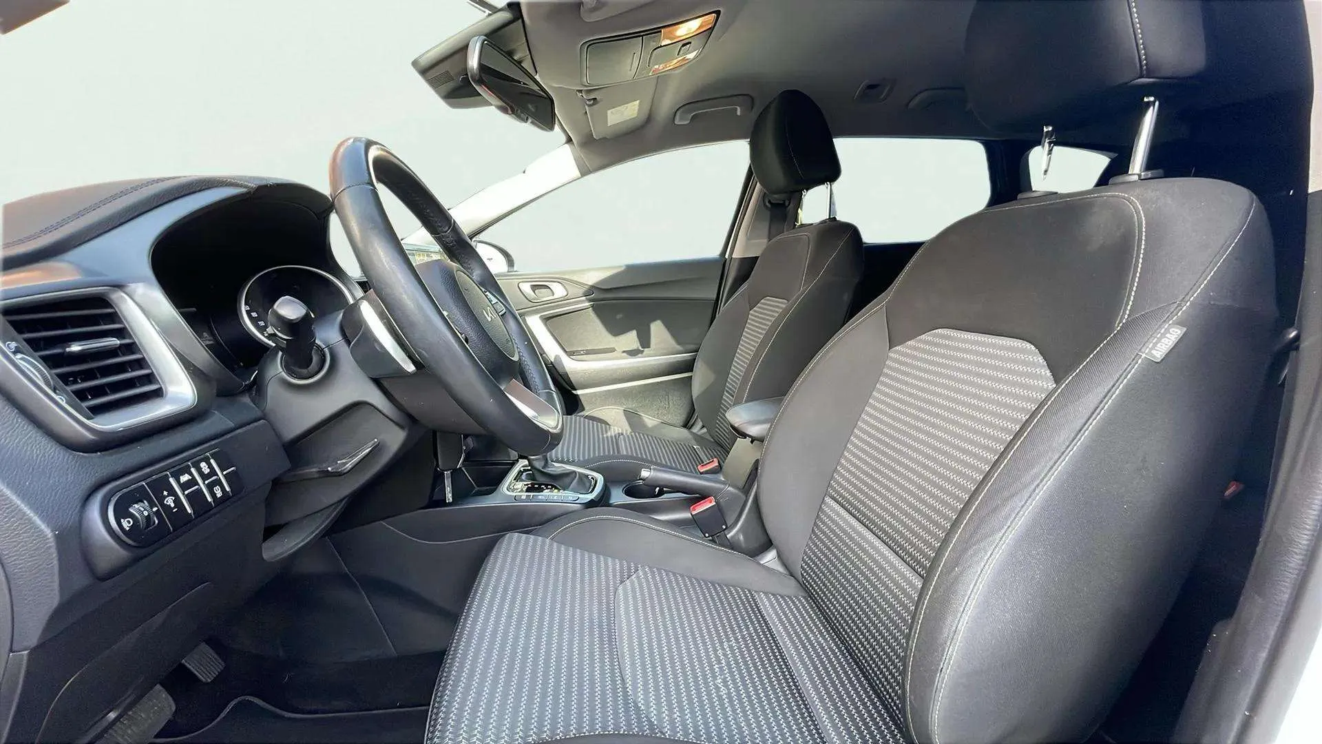 Kia Ceed Tourer 1.0 MHEV Drive DCT - foto 7